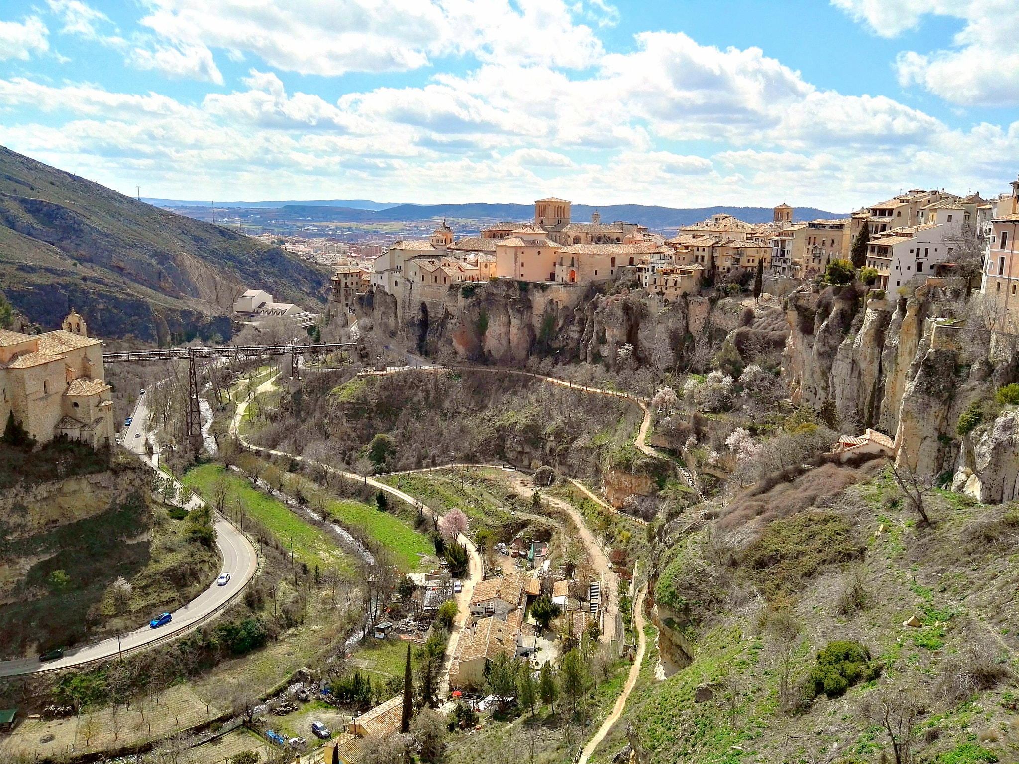 HUAWEI P8 sample photo. Mirando a cuenca photography