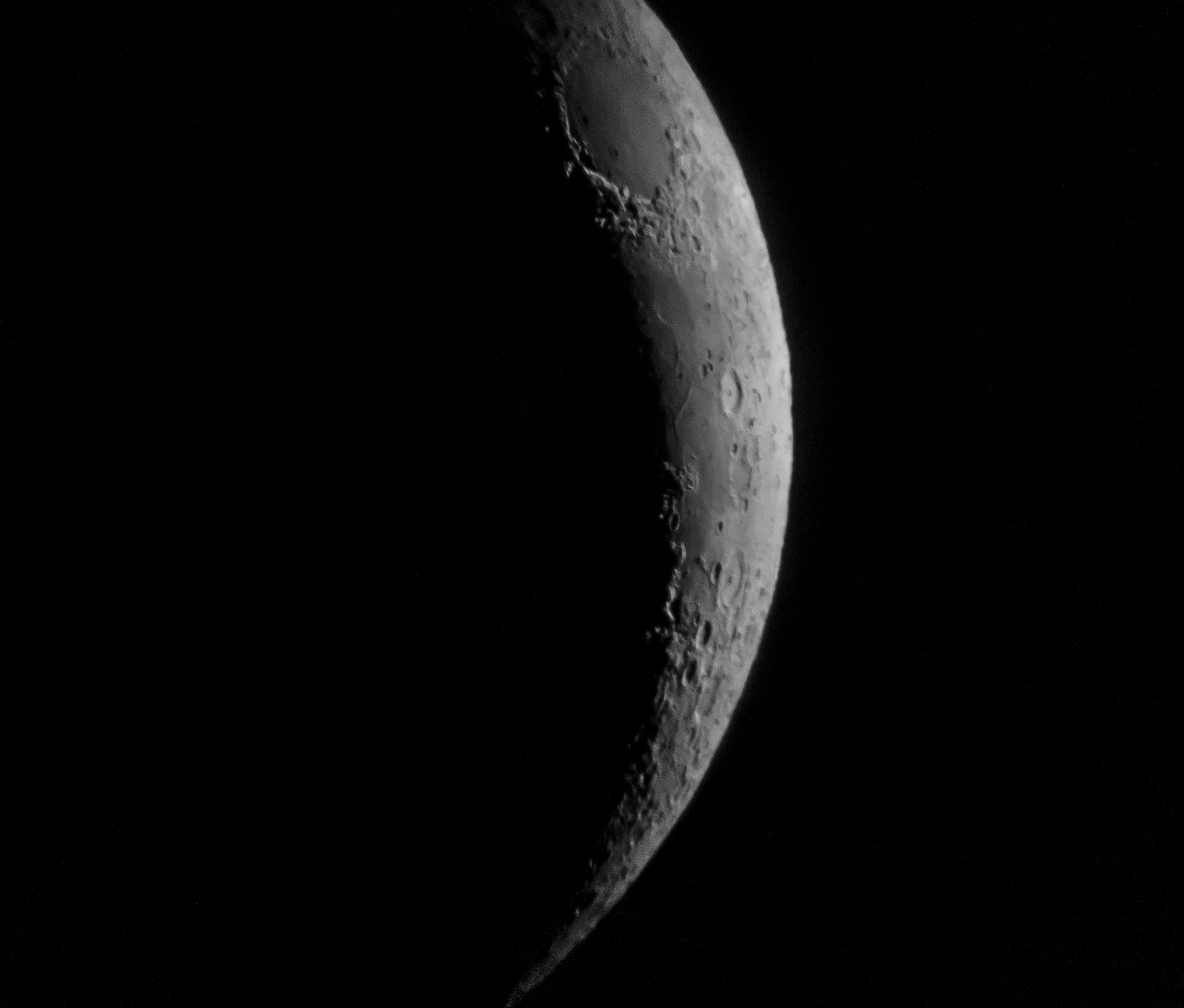 Canon PowerShot S95 sample photo. Part of a crescent moon photography