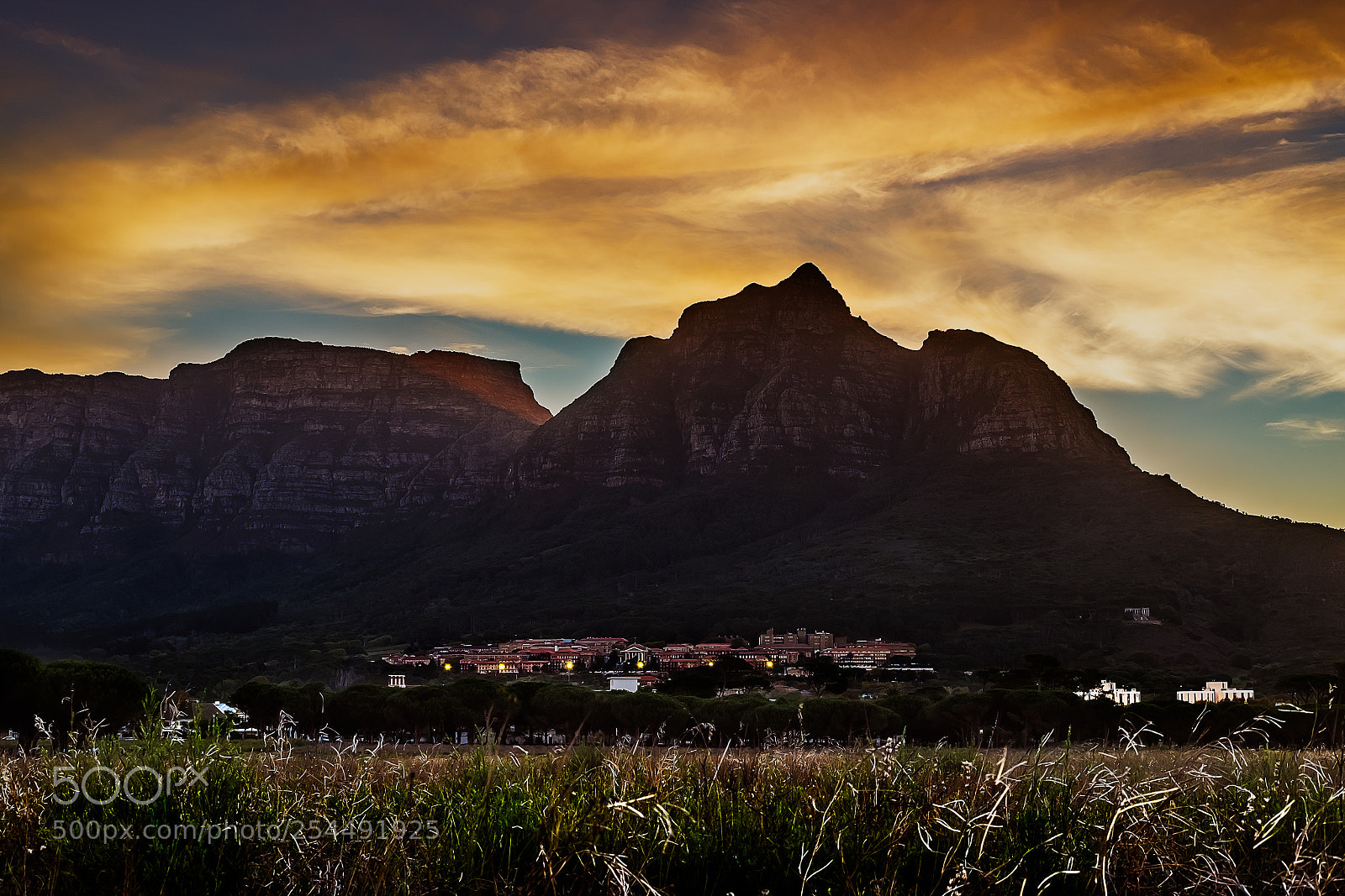 Fujifilm X-T10 sample photo. Sunset at rondebosch photography