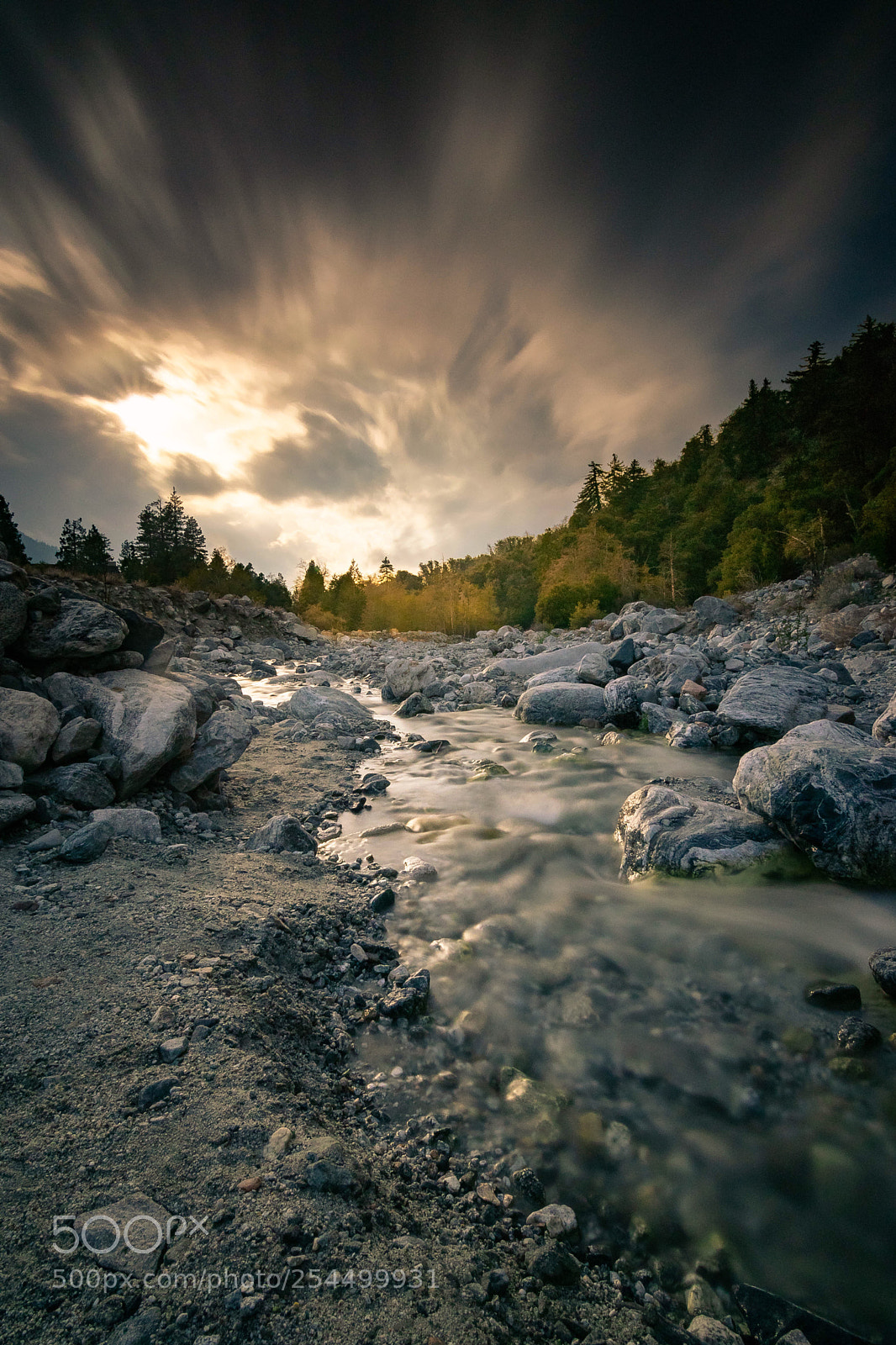 Nikon D3300 sample photo. Streams of light photography