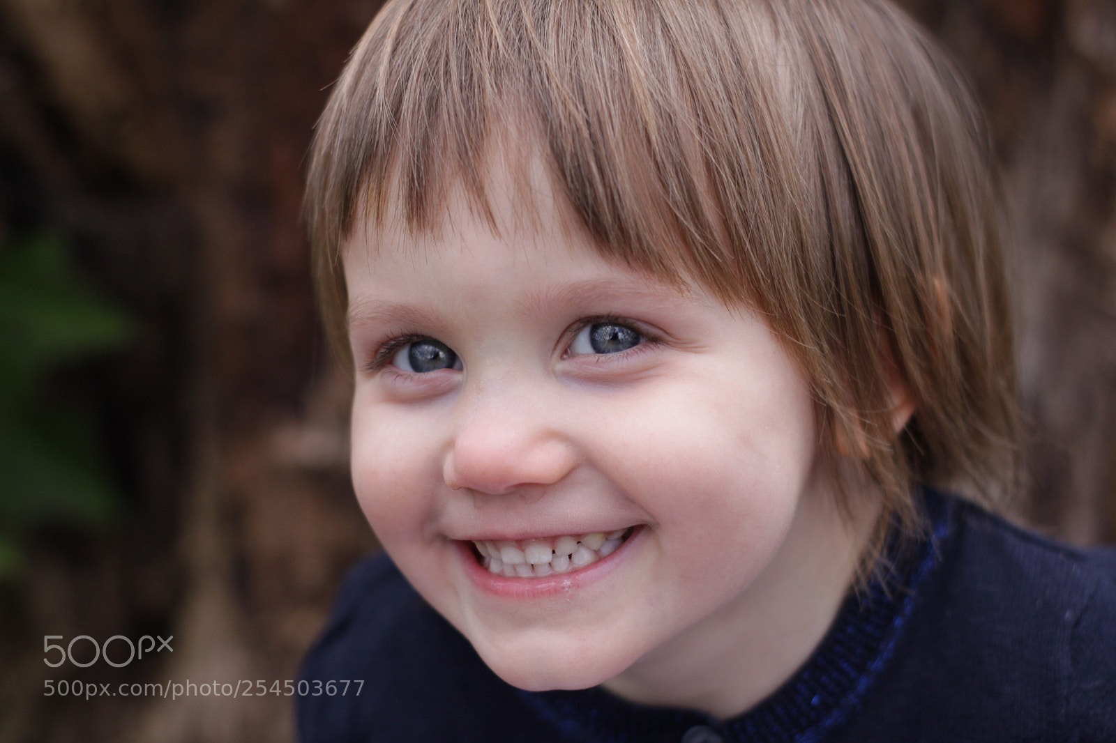 Canon EOS 500D (EOS Rebel T1i / EOS Kiss X3) sample photo. Cheeky smile photography