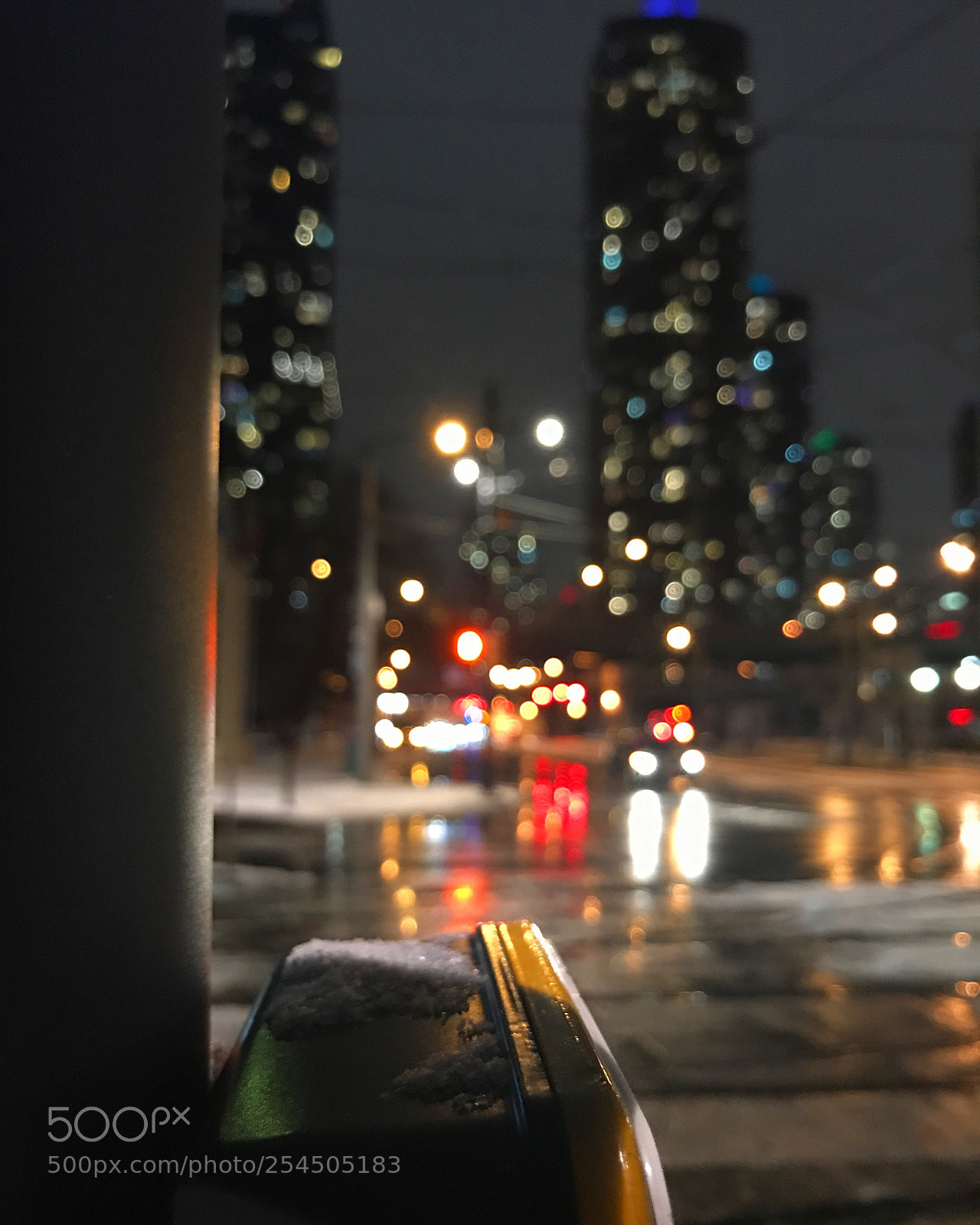 Apple iPhone 7 Plus sample photo. Night movement  photography