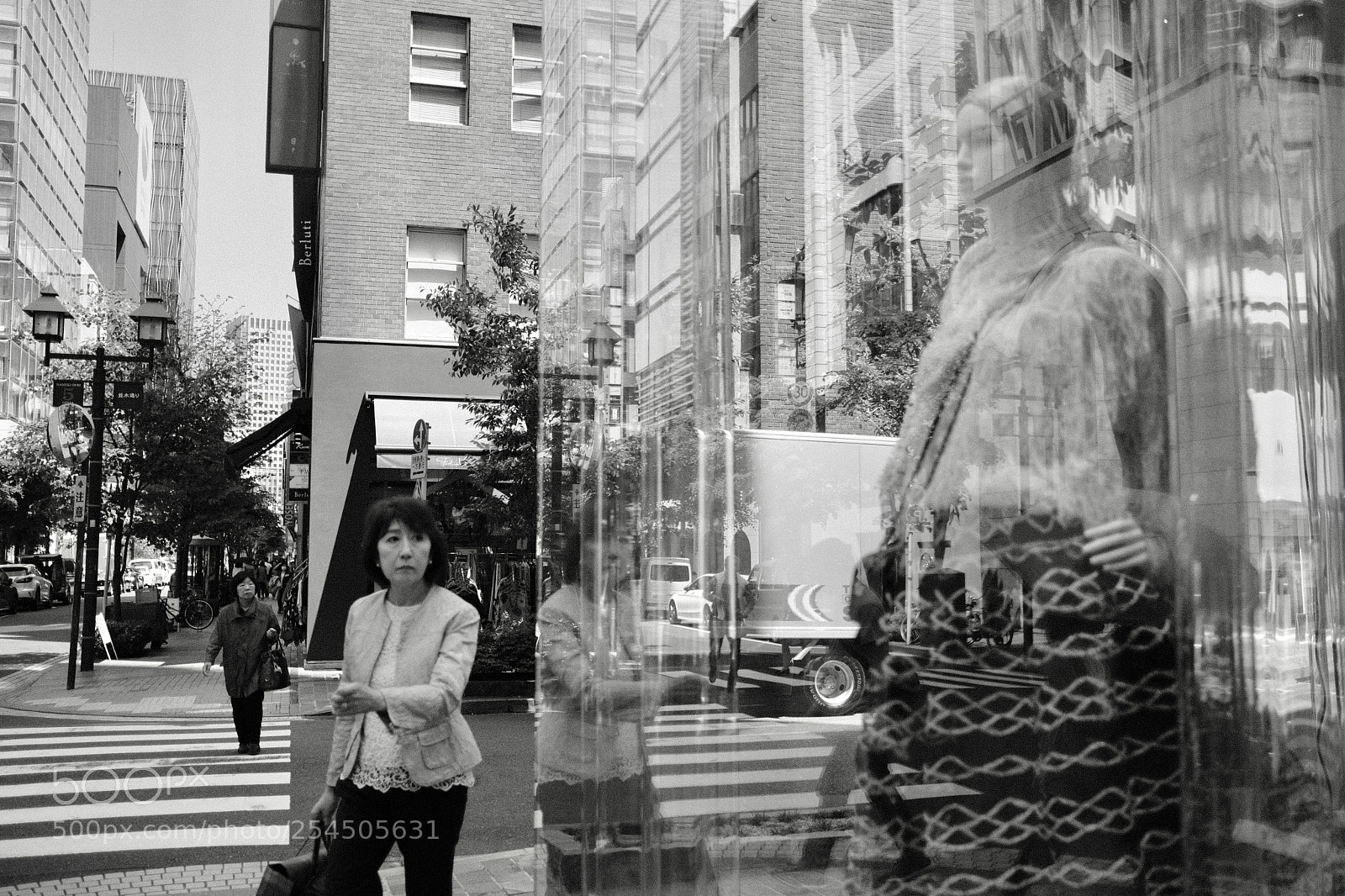 Fujifilm X-Pro2 sample photo. Street corner photography