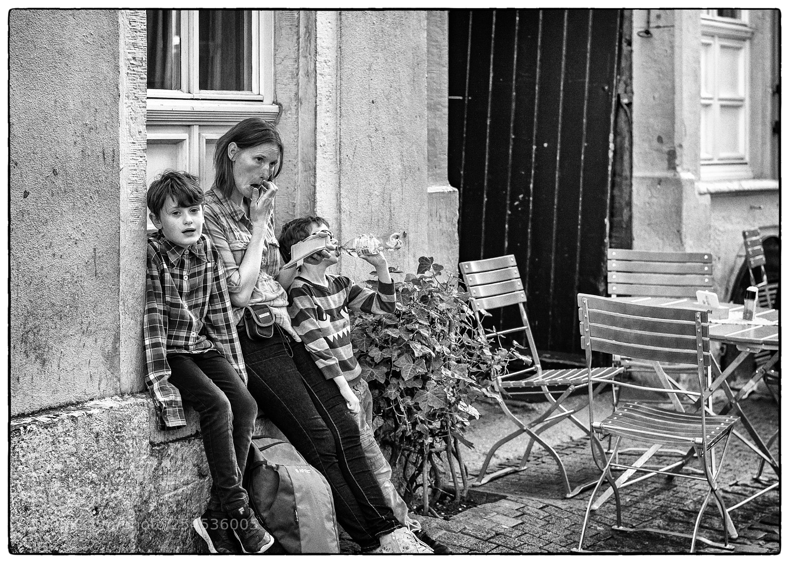 Nikon D7100 sample photo. Mother & kids photography