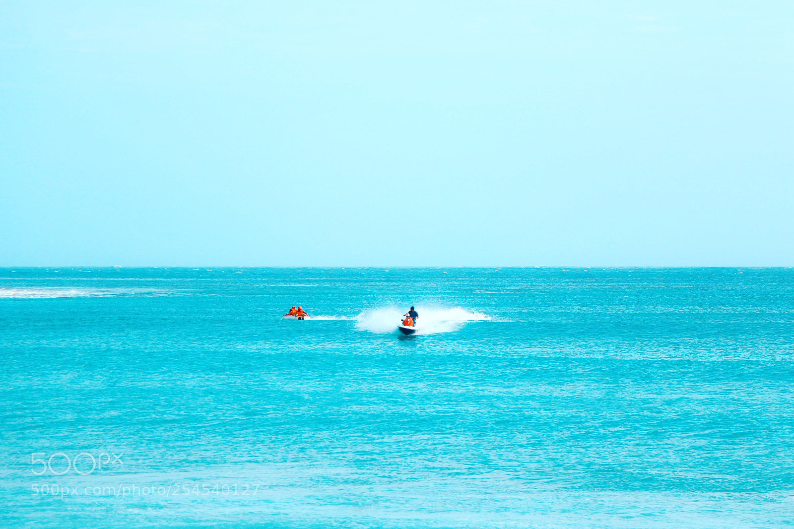 Canon EOS 7D Mark II sample photo. Follow me photography