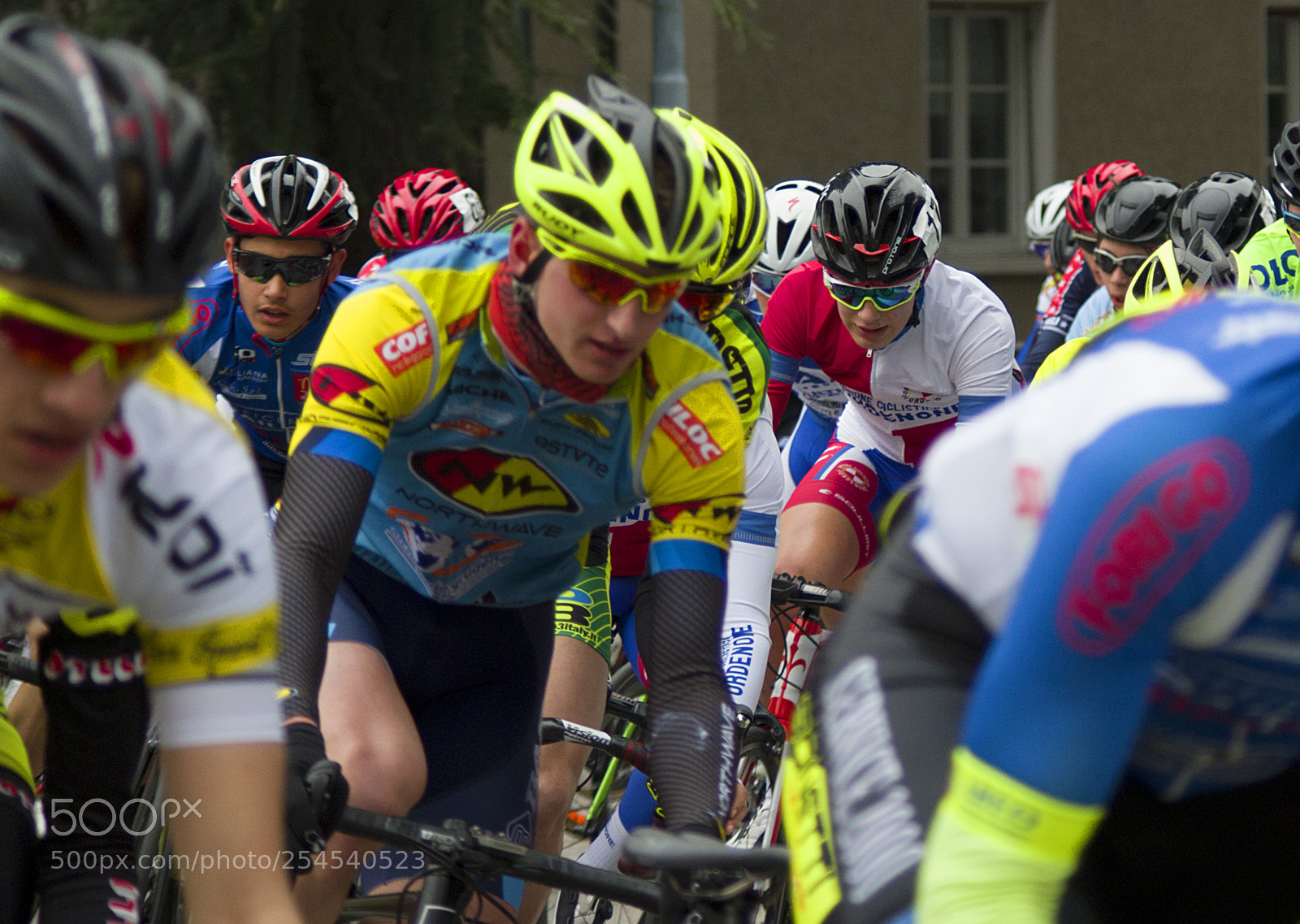 Pentax K-50 sample photo. Race bolghera photography