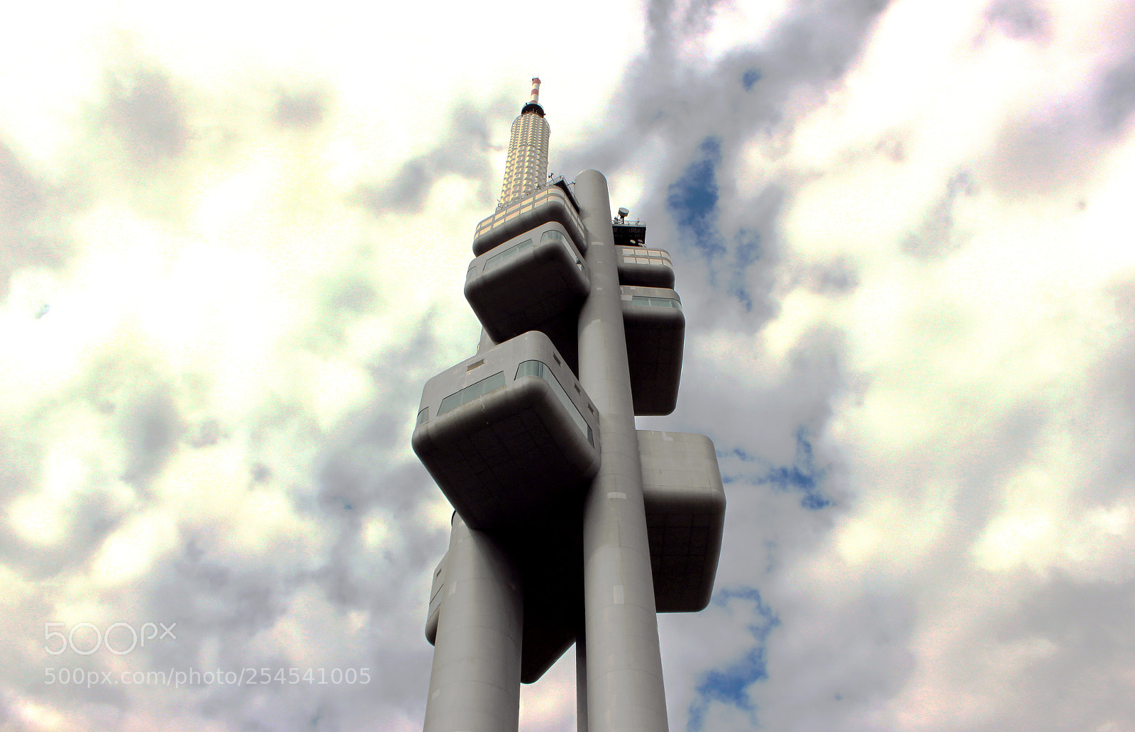 Canon EOS 100D (EOS Rebel SL1 / EOS Kiss X7) sample photo. I kov tower i photography