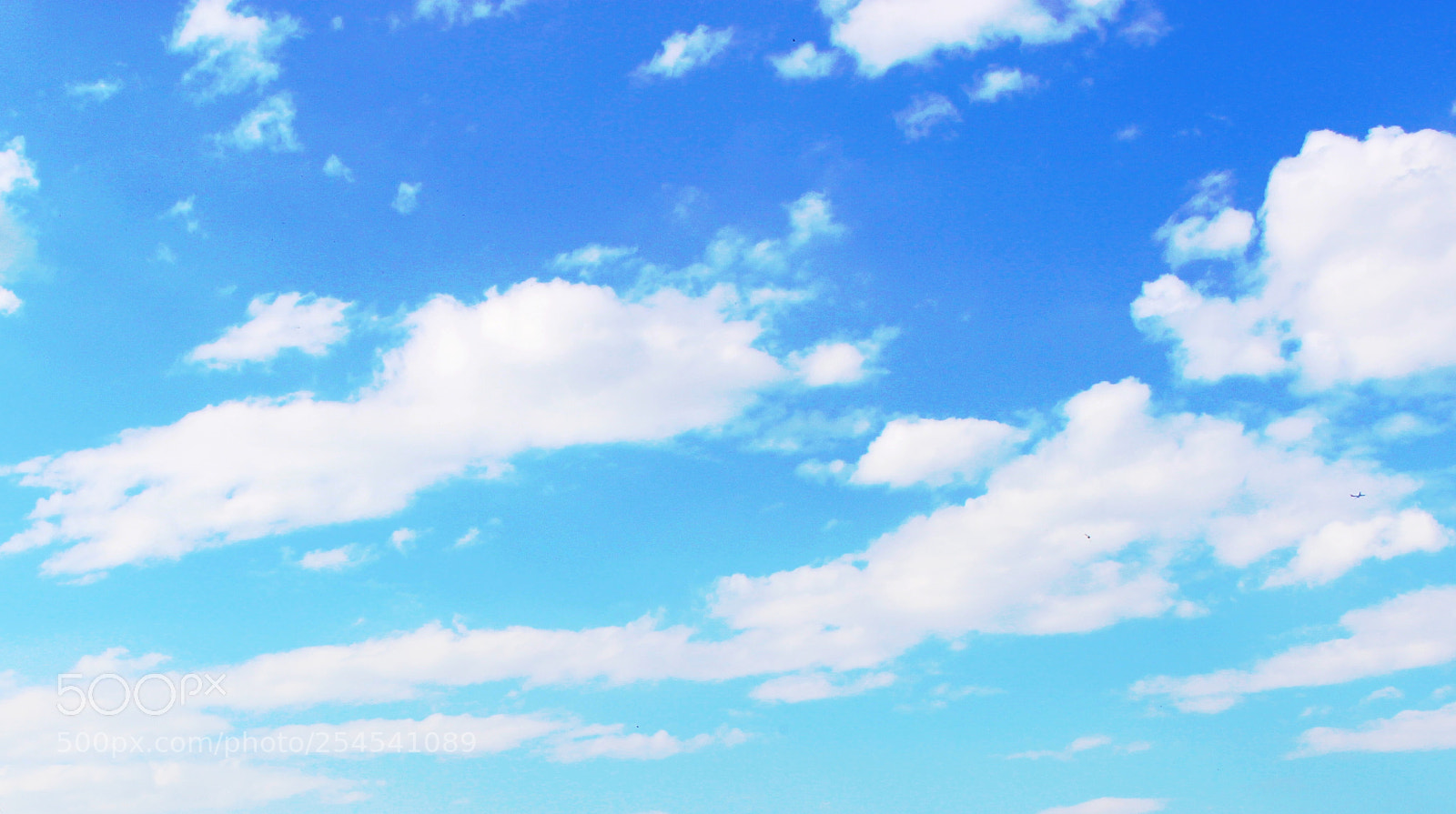Canon EOS 100D (EOS Rebel SL1 / EOS Kiss X7) sample photo. Cloudy sky on sunny photography