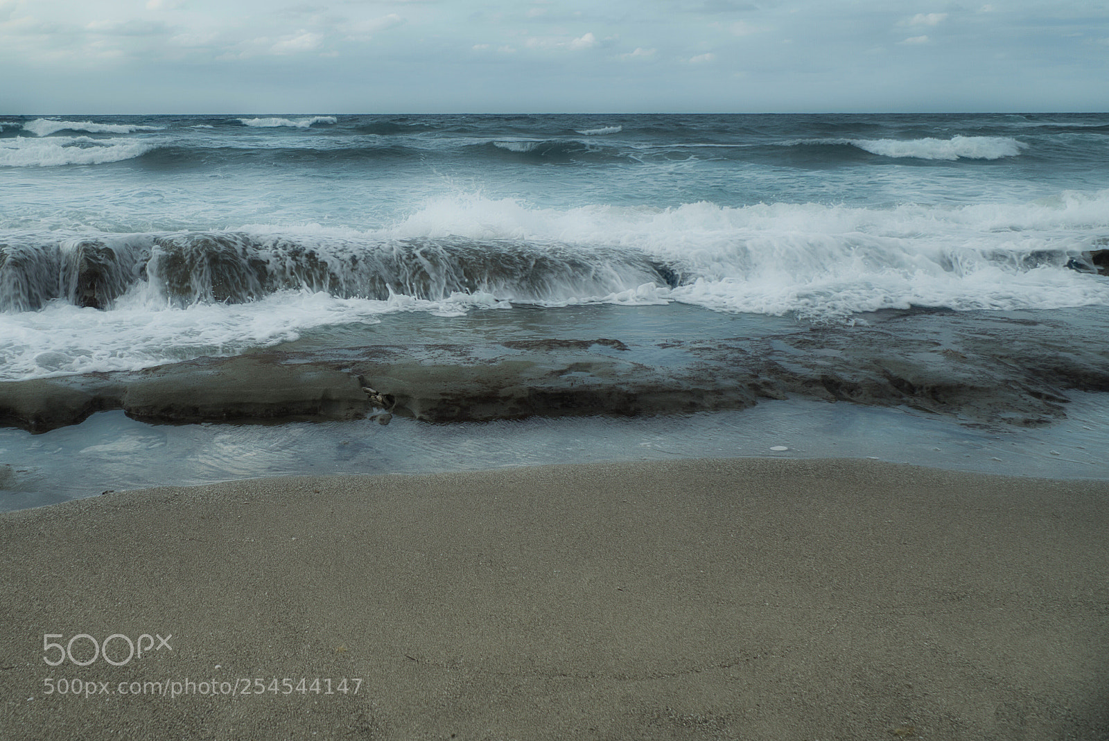 Sony a6300 sample photo. Faded shoreline photography