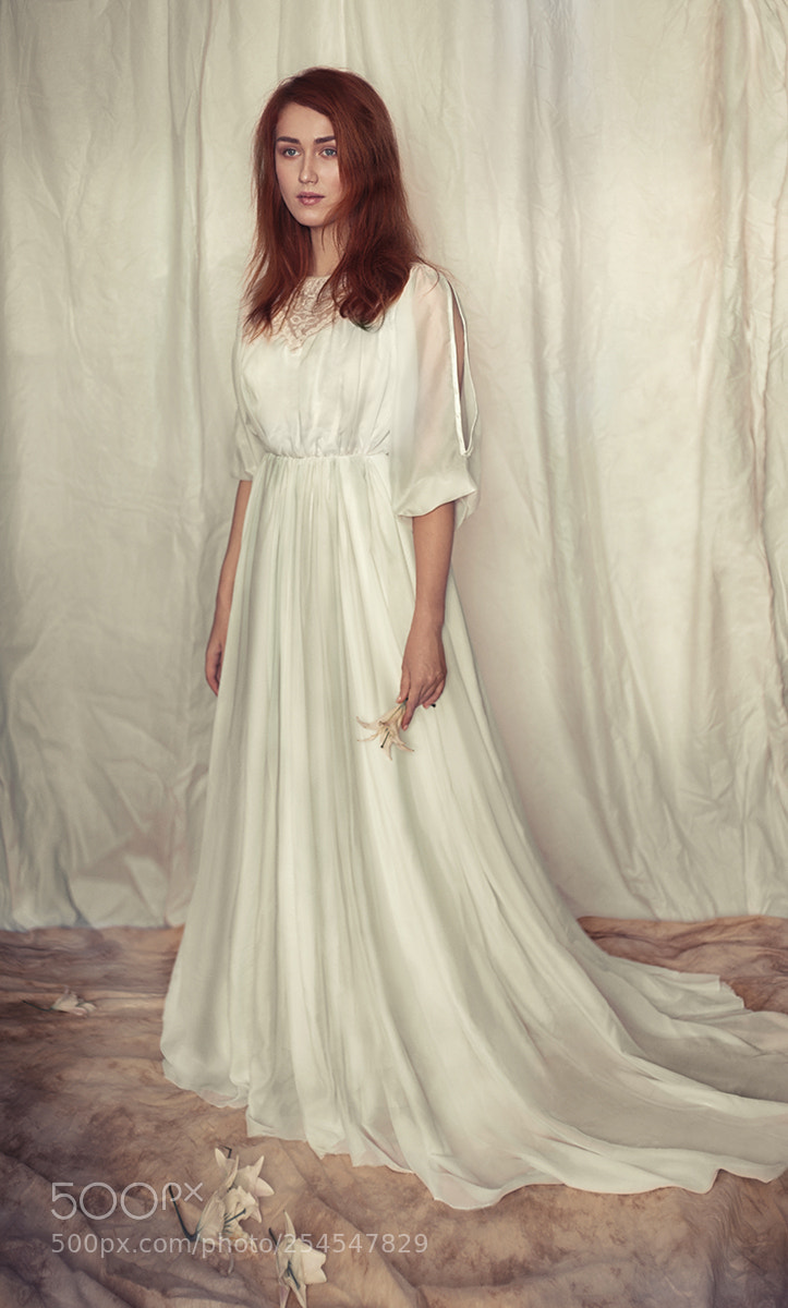 Canon EOS 5D Mark II sample photo. Symphony in white photography