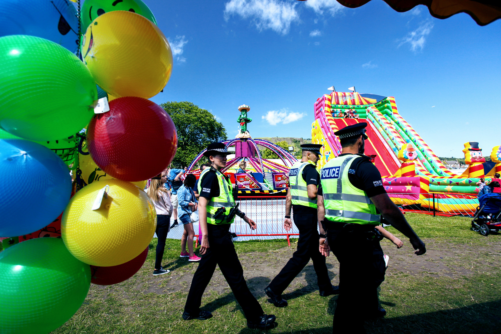 Canon EOS 5D Mark II sample photo. Funfair in forth of firth photography