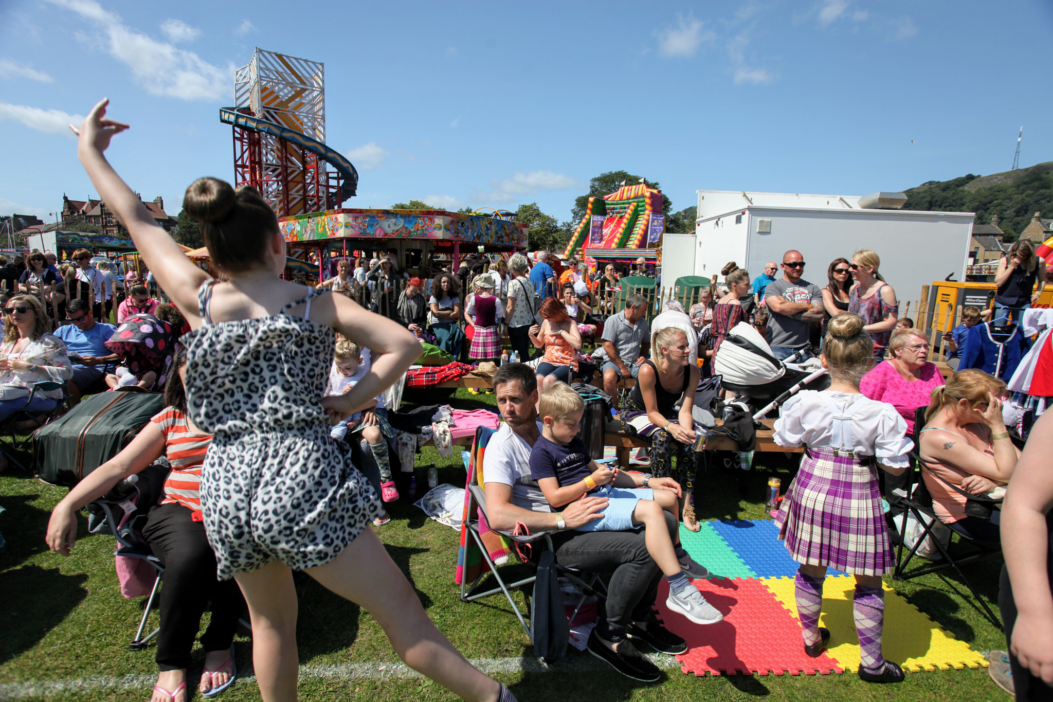 Canon EOS 5D Mark II sample photo. Funfair in forth of firth photography