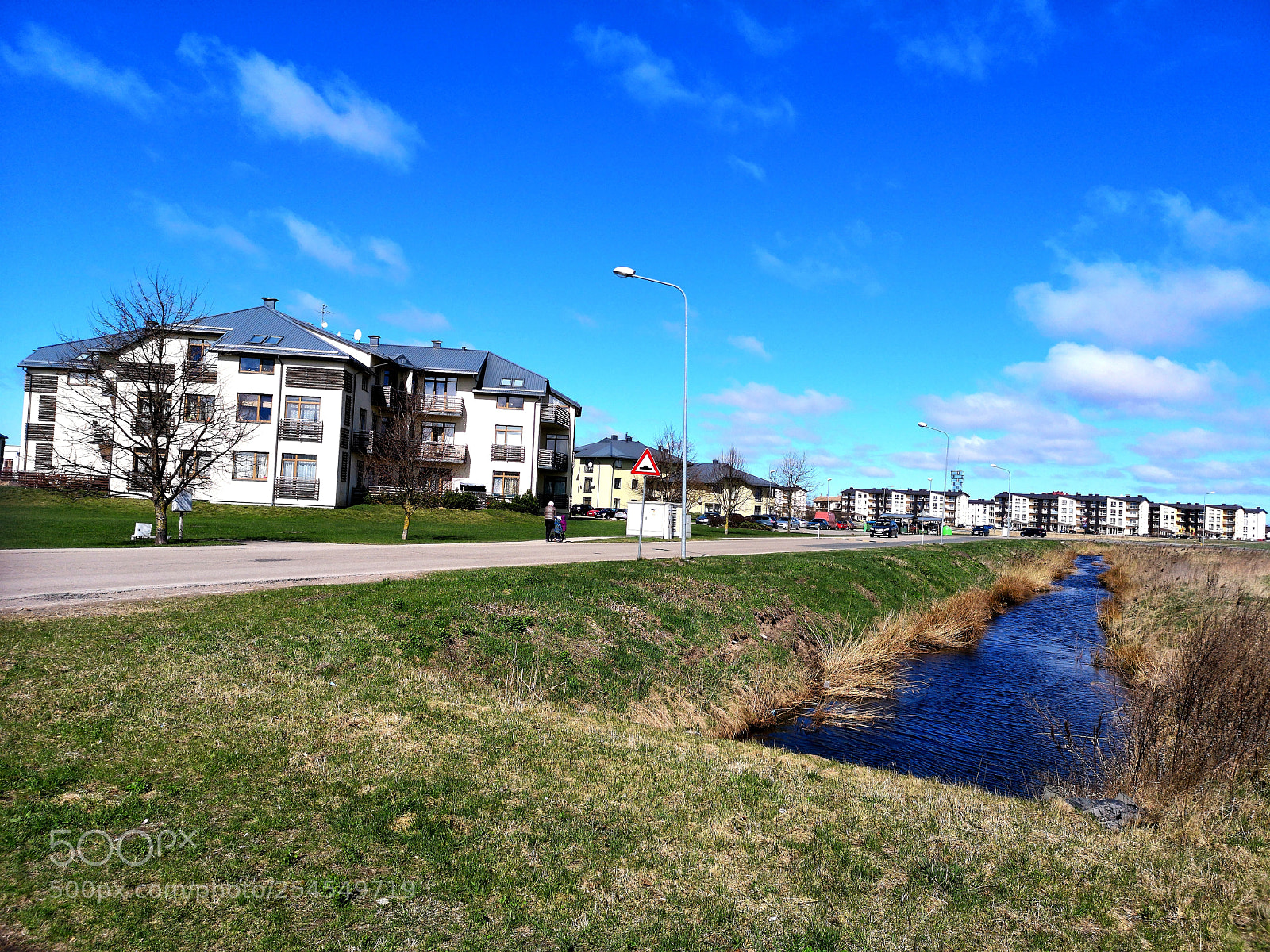 HUAWEI CLT-L29 sample photo. Beautiful city photography