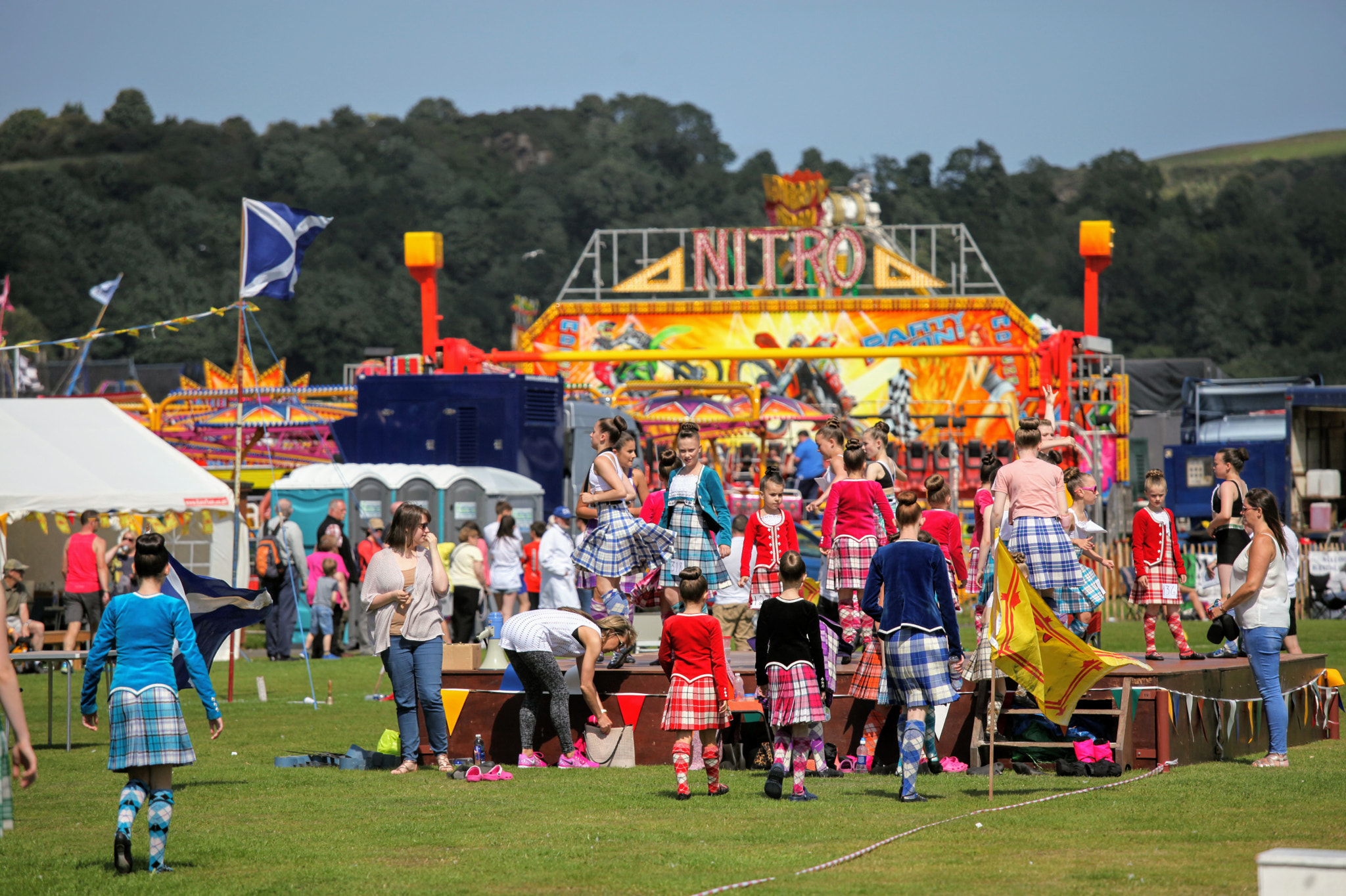 Canon EOS 5D Mark II + Canon EF 70-200mm F4L IS USM sample photo. Funfair in forth of firth photography