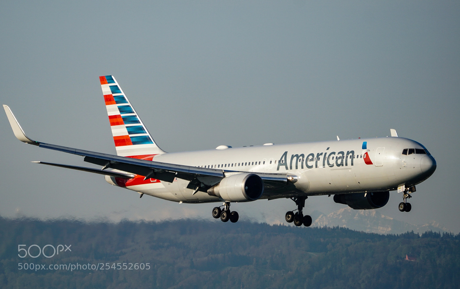 Sony a6500 sample photo. American airlines boeing 767-323 photography