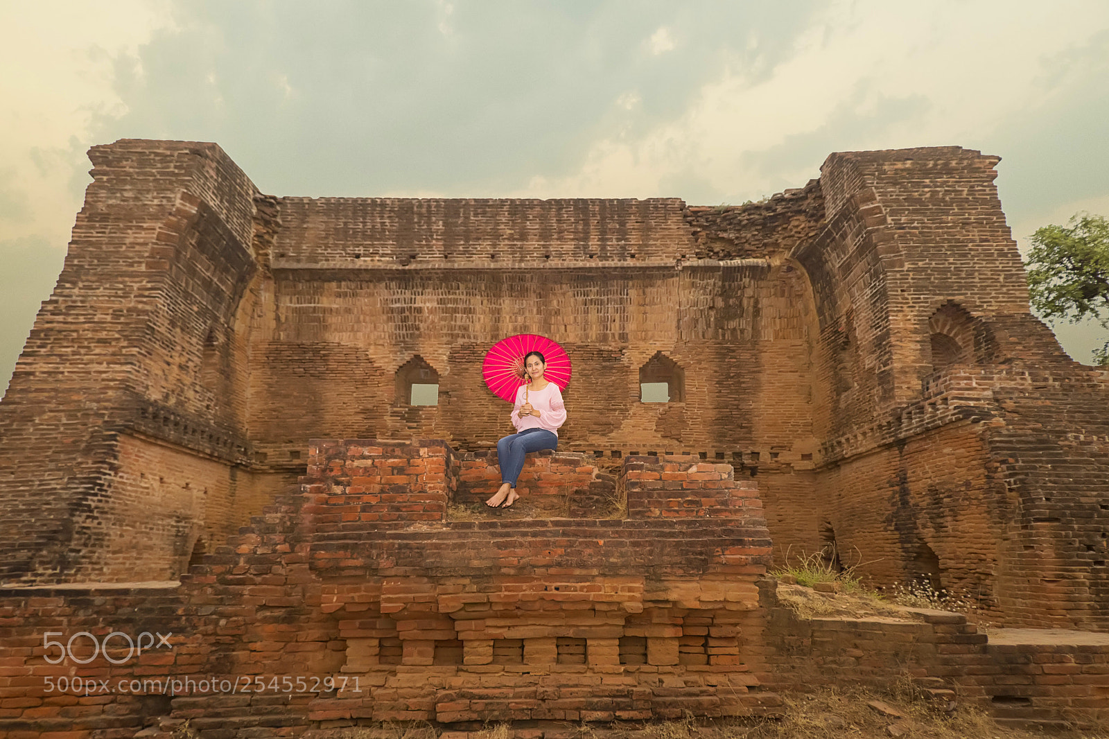 Canon EOS 80D sample photo. Sweety in bagan photography