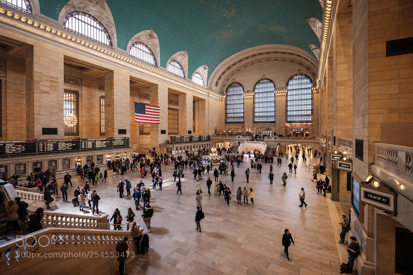 Fujifilm X-T2 sample photo. Grand central station photography