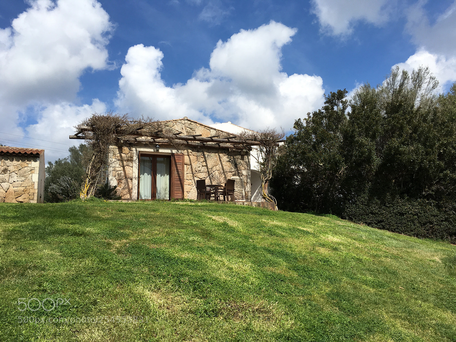 Apple iPhone SE sample photo. Sardinia, italy photography