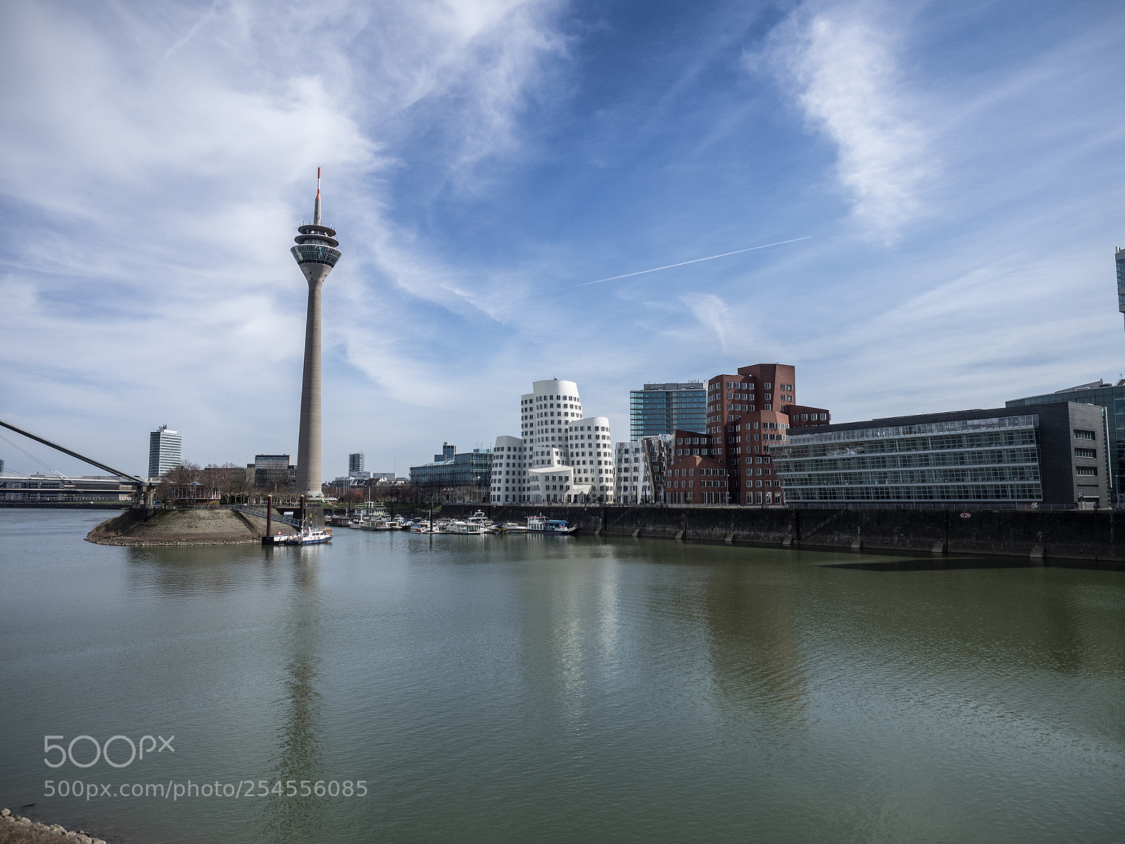 Olympus OM-D E-M1 sample photo. Düsseldorf photography