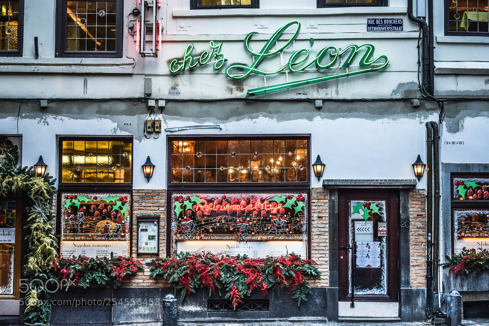 Nikon D3300 sample photo. Chez léon photography