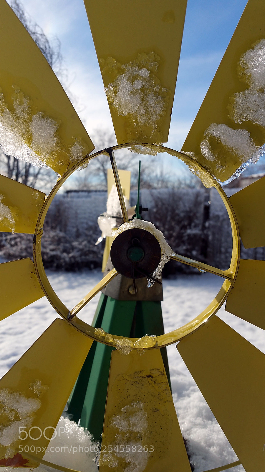 Samsung Galaxy Note4 sample photo. Sunny wind mill. photography