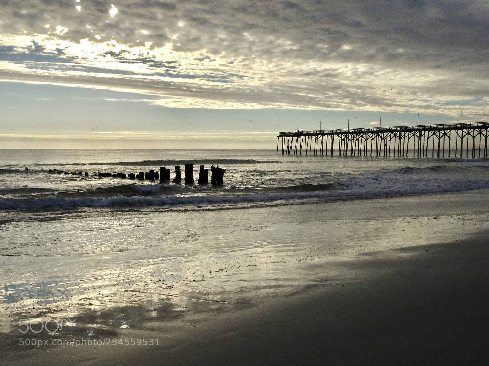 Sony Cyber-shot DSC-HX90V sample photo. Morning on the beach photography