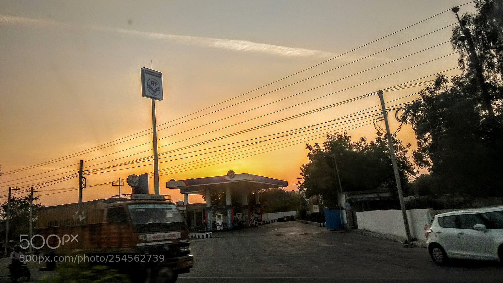 Motorola Moto G (5S) Plus sample photo. Air waves photography