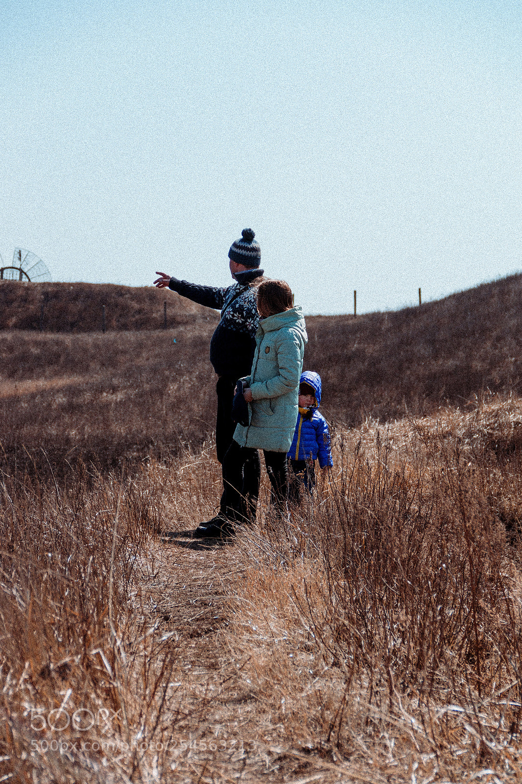 Canon EOS 70D sample photo. Family walk photography