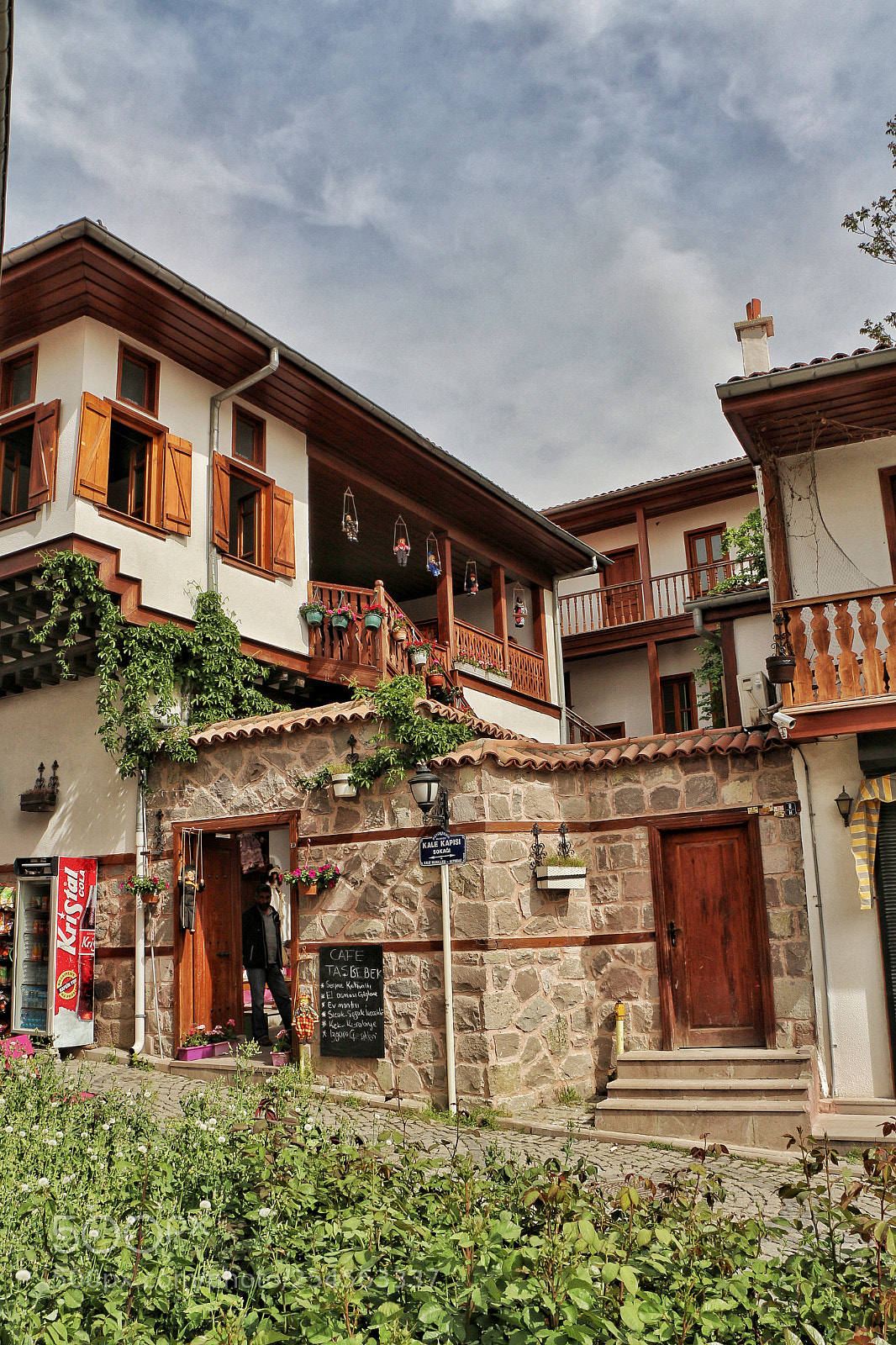 Canon EOS 700D (EOS Rebel T5i / EOS Kiss X7i) sample photo. Eski türk evleri photography
