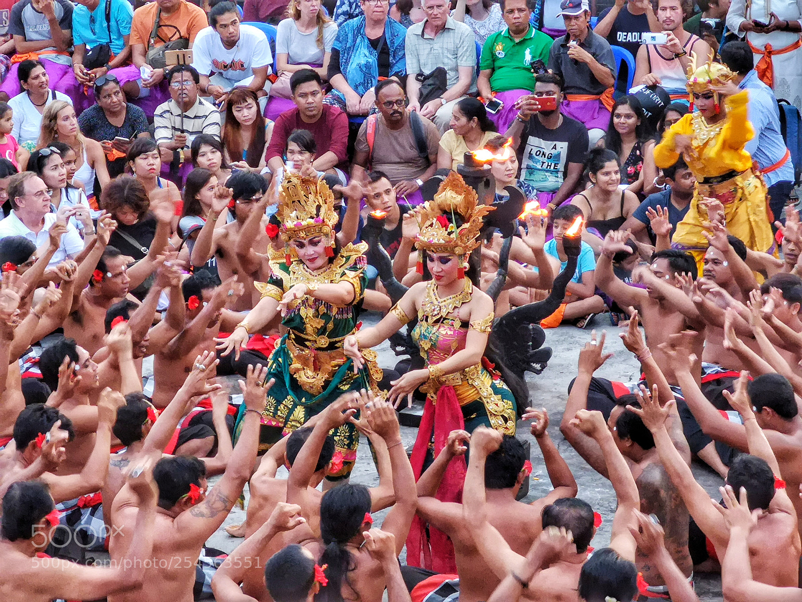HUAWEI CLT-L29 sample photo. Kecak dance photography