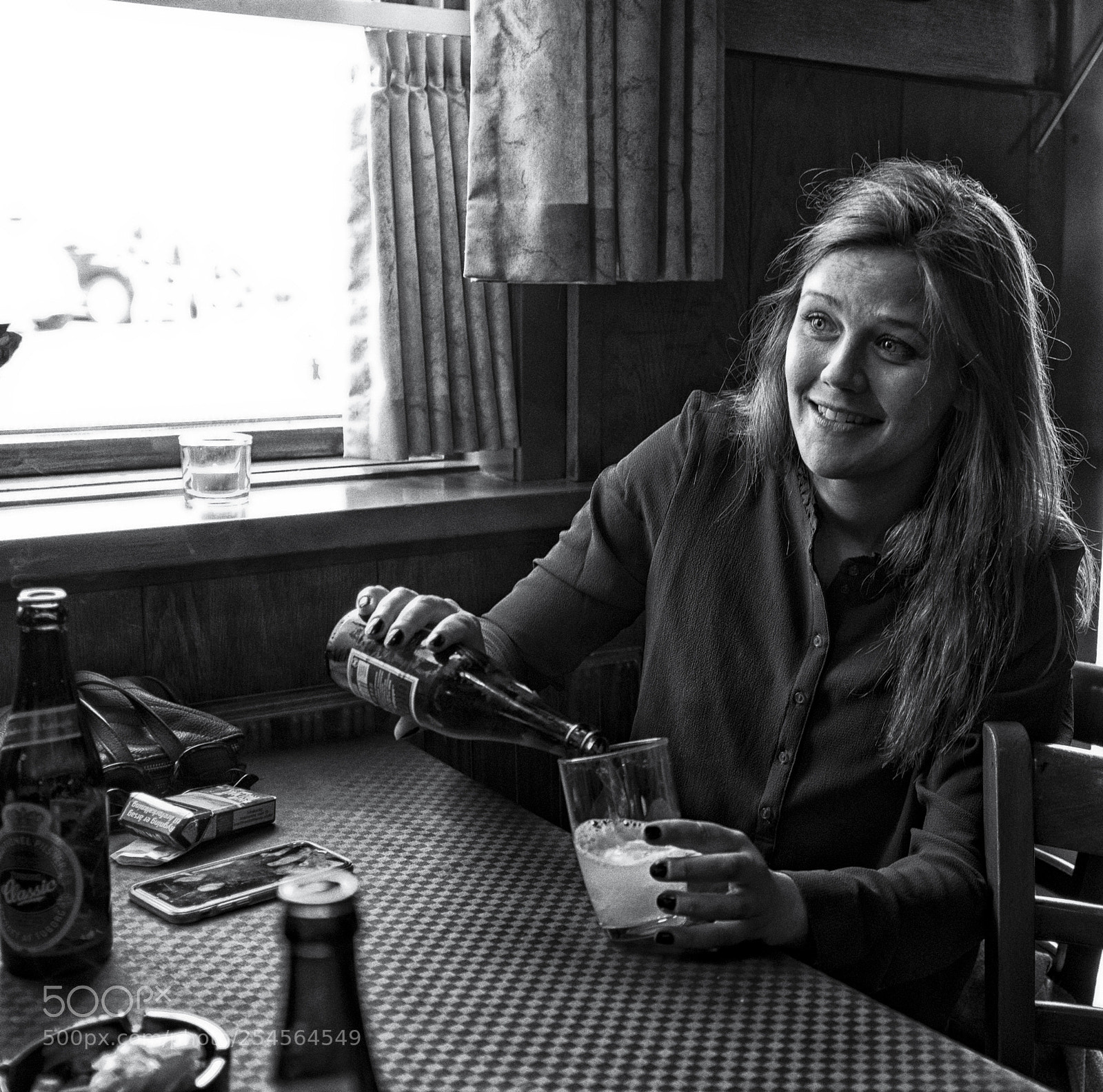 Fujifilm X100S sample photo. Girl in the bar photography