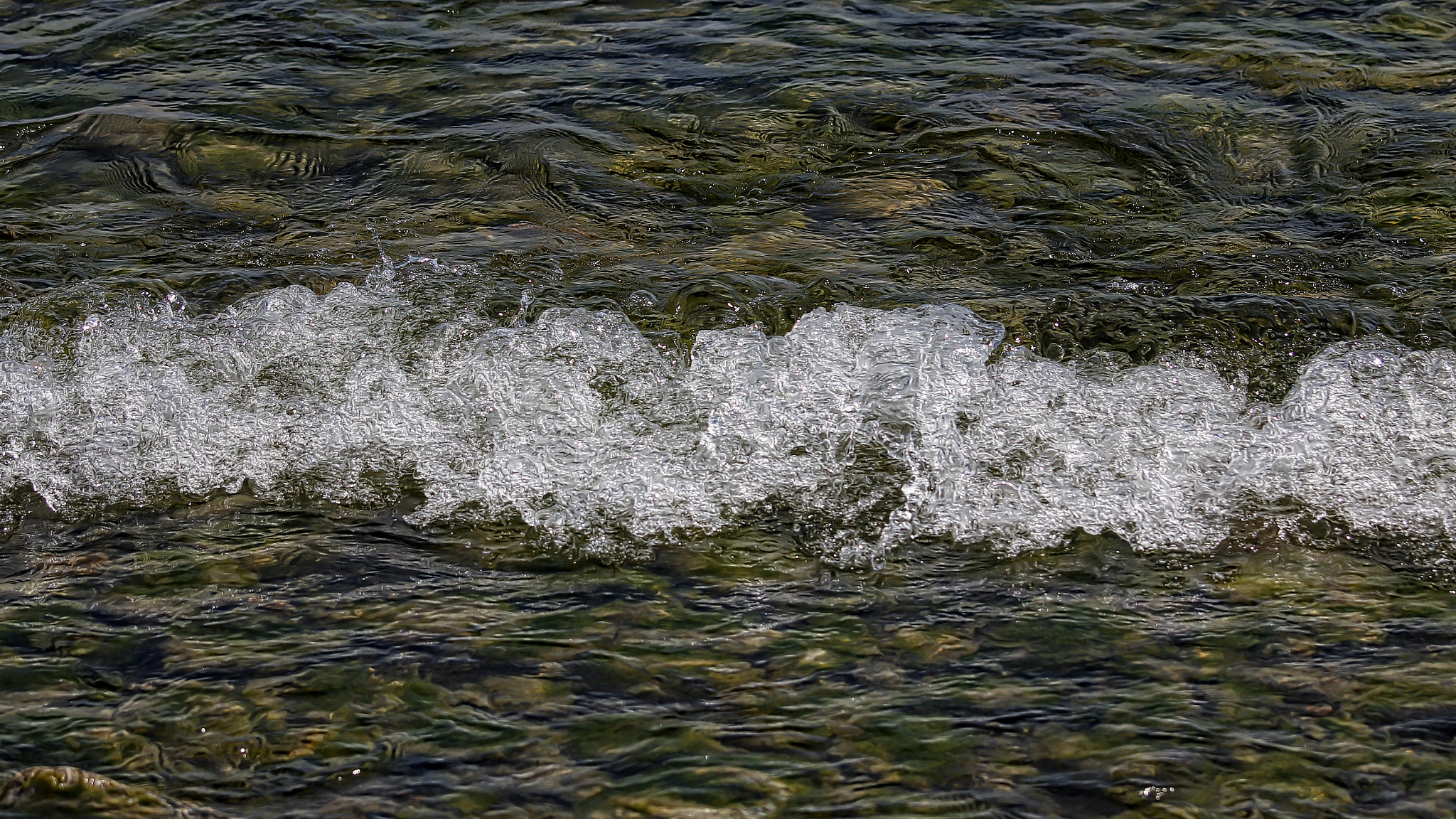 Canon EOS 60D sample photo. Crystal wave (baikal) photography
