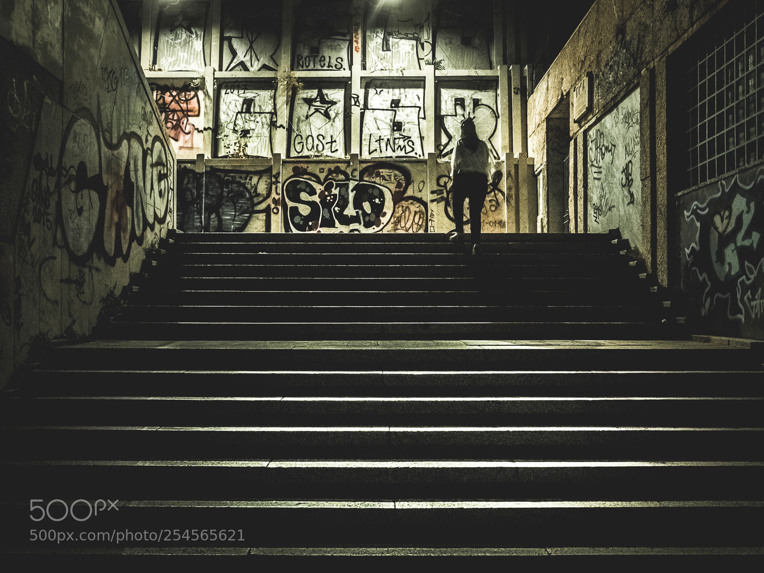 Fujifilm X20 sample photo. Night in catania photography