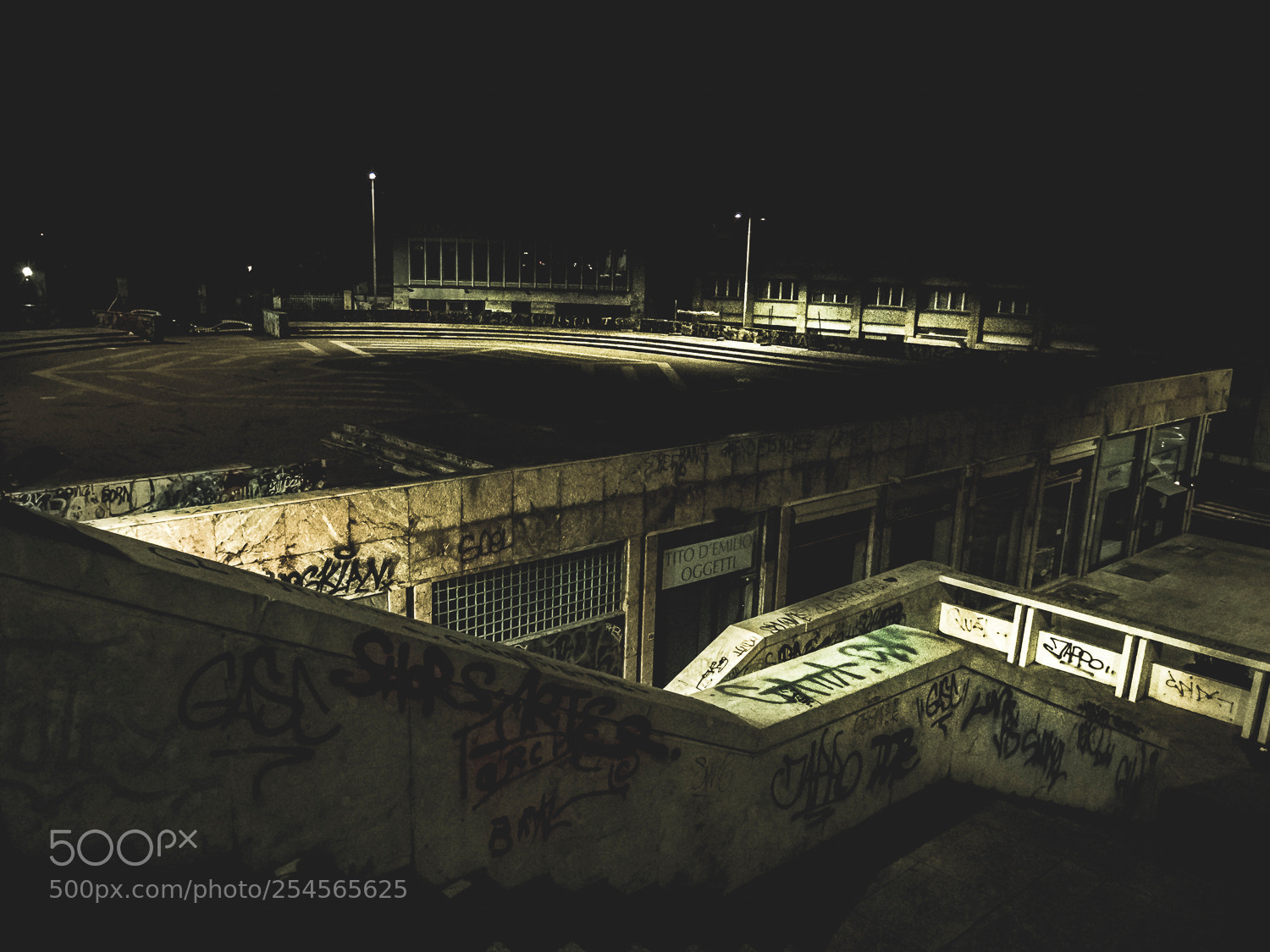 Fujifilm X20 sample photo. Night in catania photography