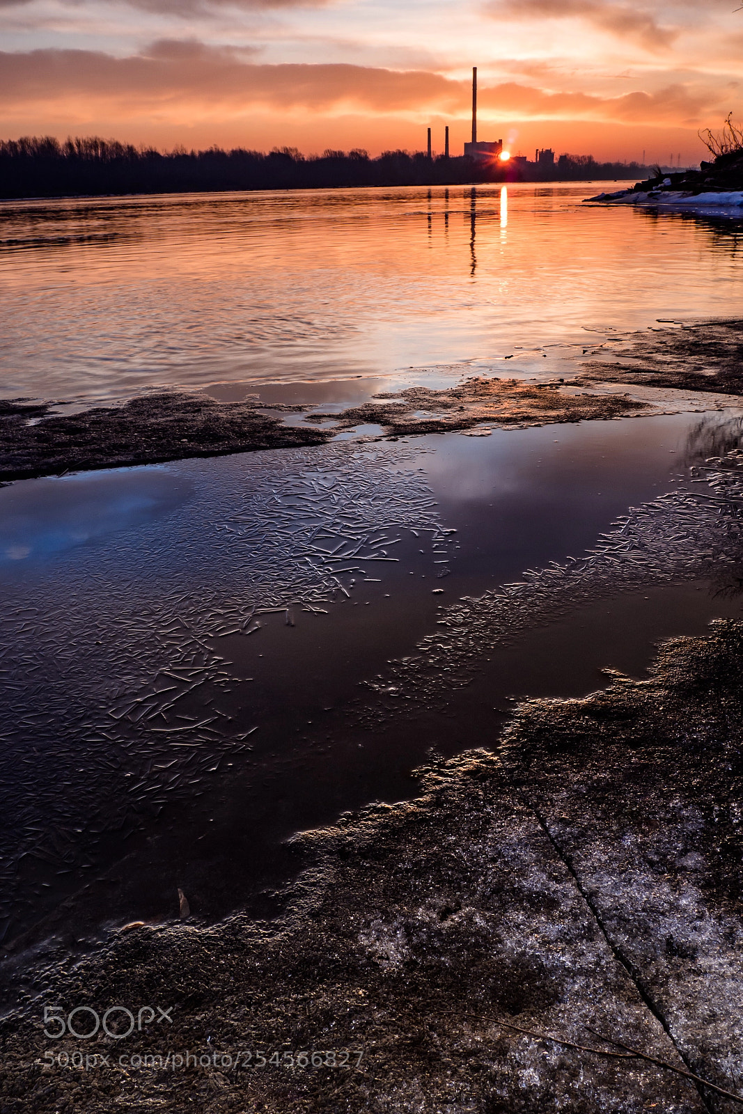Olympus OM-D E-M10 II sample photo. Sunrise over the river photography