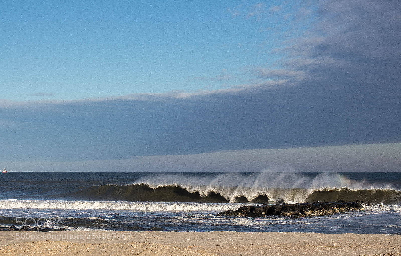Canon EOS 700D (EOS Rebel T5i / EOS Kiss X7i) sample photo. Waves breaking off the photography