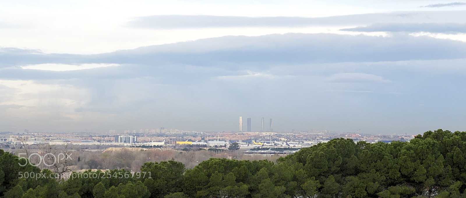 Olympus OM-D E-M10 III sample photo. The towers of madrid photography