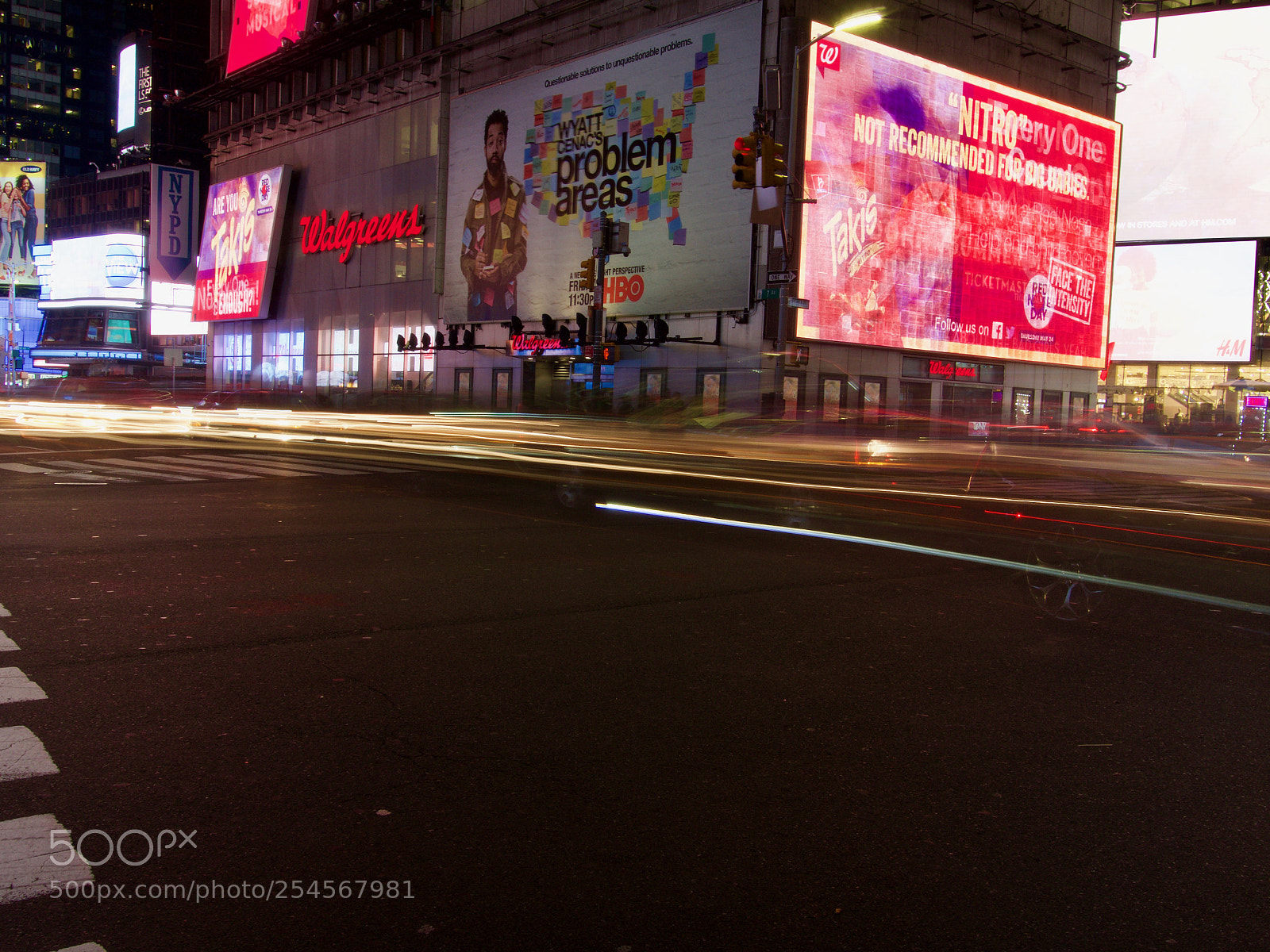 Panasonic Lumix DC-GH5 sample photo. Time square and longue photography