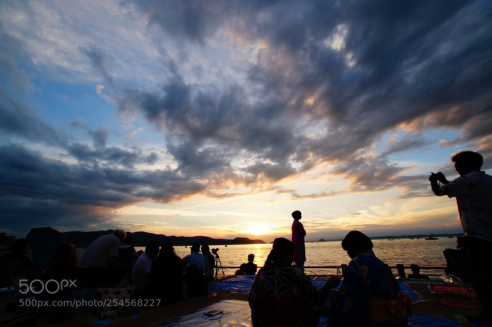 Sony SLT-A57 sample photo. Before fireworks display photography