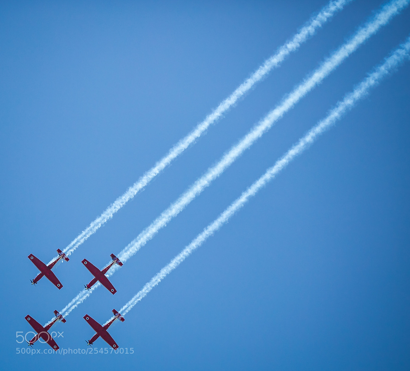 Canon EOS 6D Mark II sample photo. Aerobatics photography