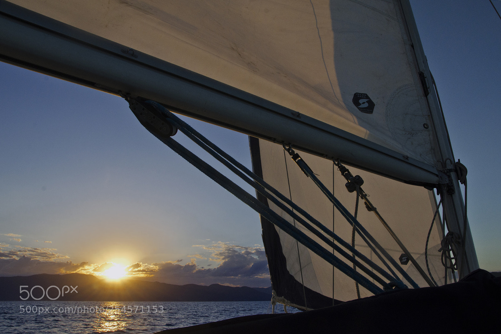 Nikon D7000 sample photo. Sunset sailing photography
