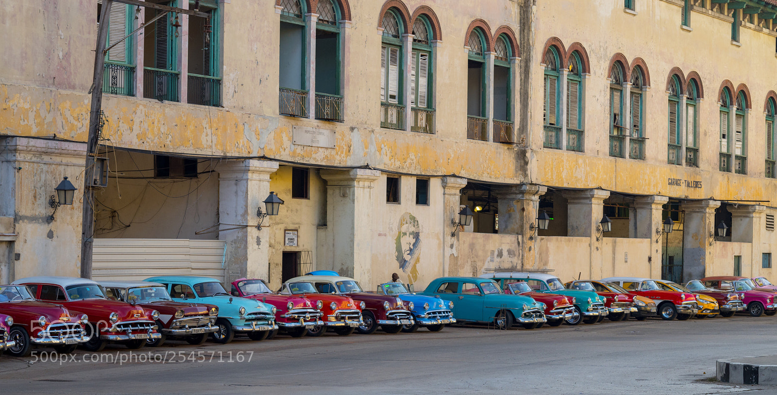 Nikon D5500 sample photo. Classic cars in havana photography