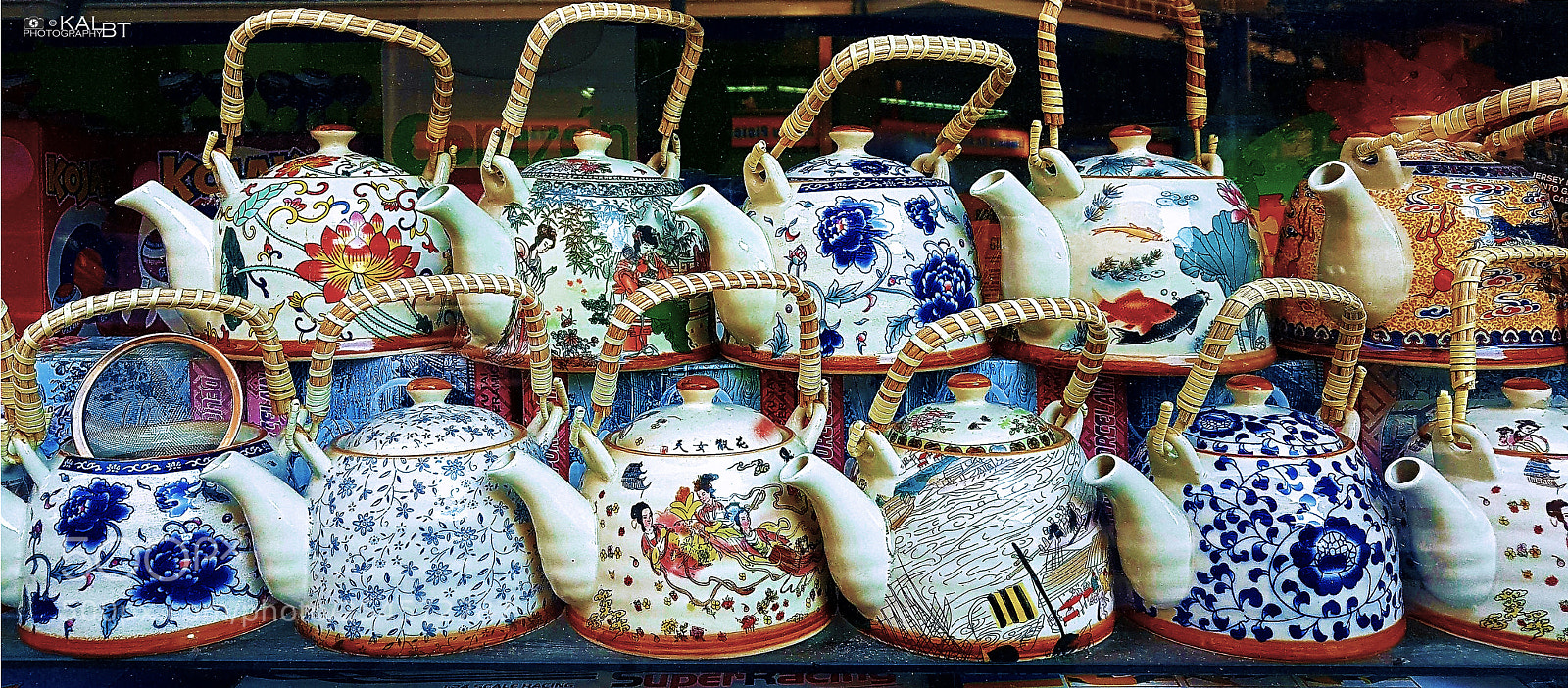Samsung Galaxy S7 Edge sample photo. Teapots / teteras photography