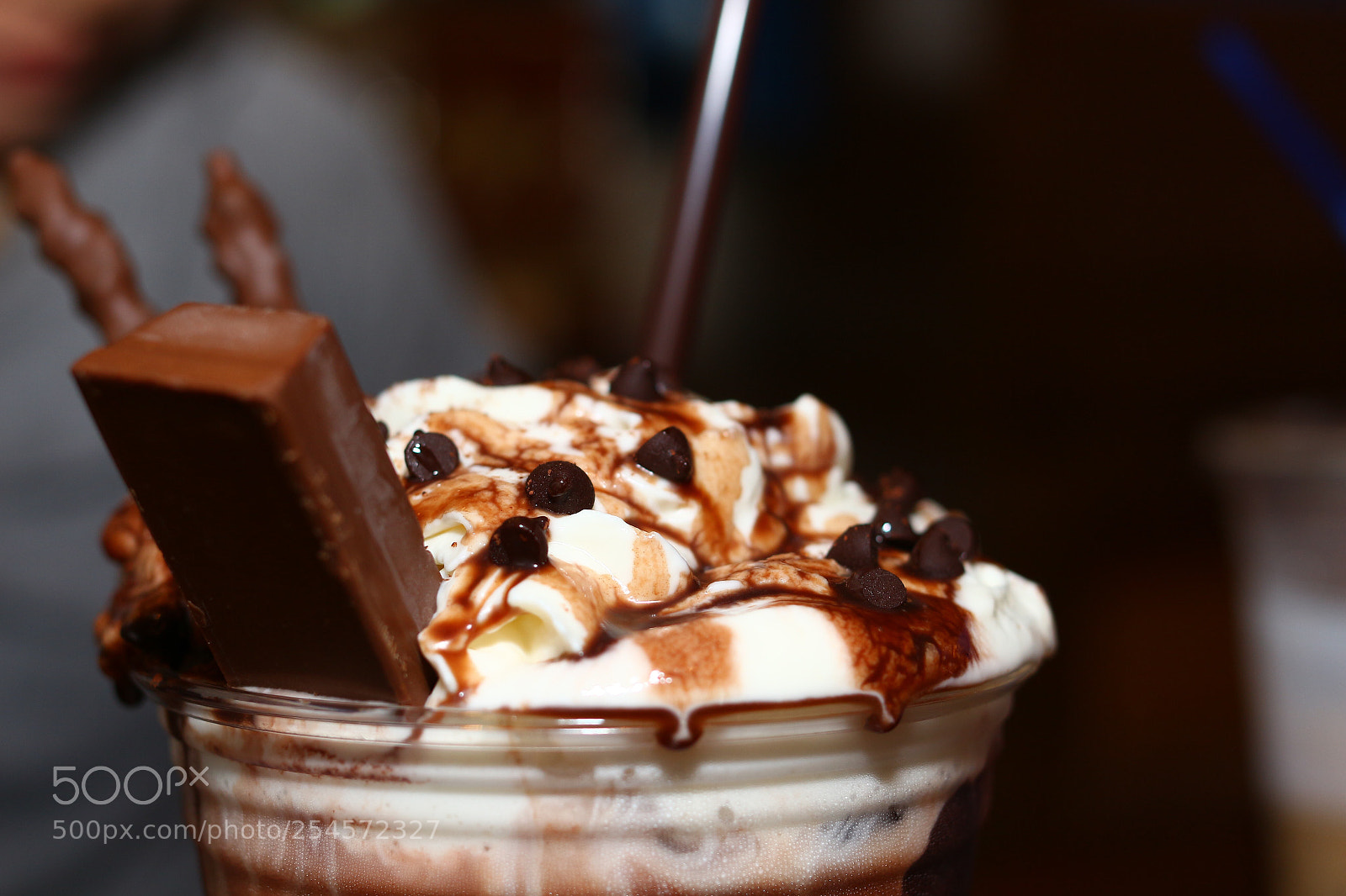 Canon EOS 700D (EOS Rebel T5i / EOS Kiss X7i) sample photo. Whipping cream,chocolate bar and photography