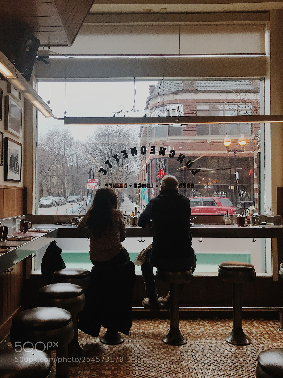 Apple iPhone 7 Plus sample photo. Rainy day diner photography