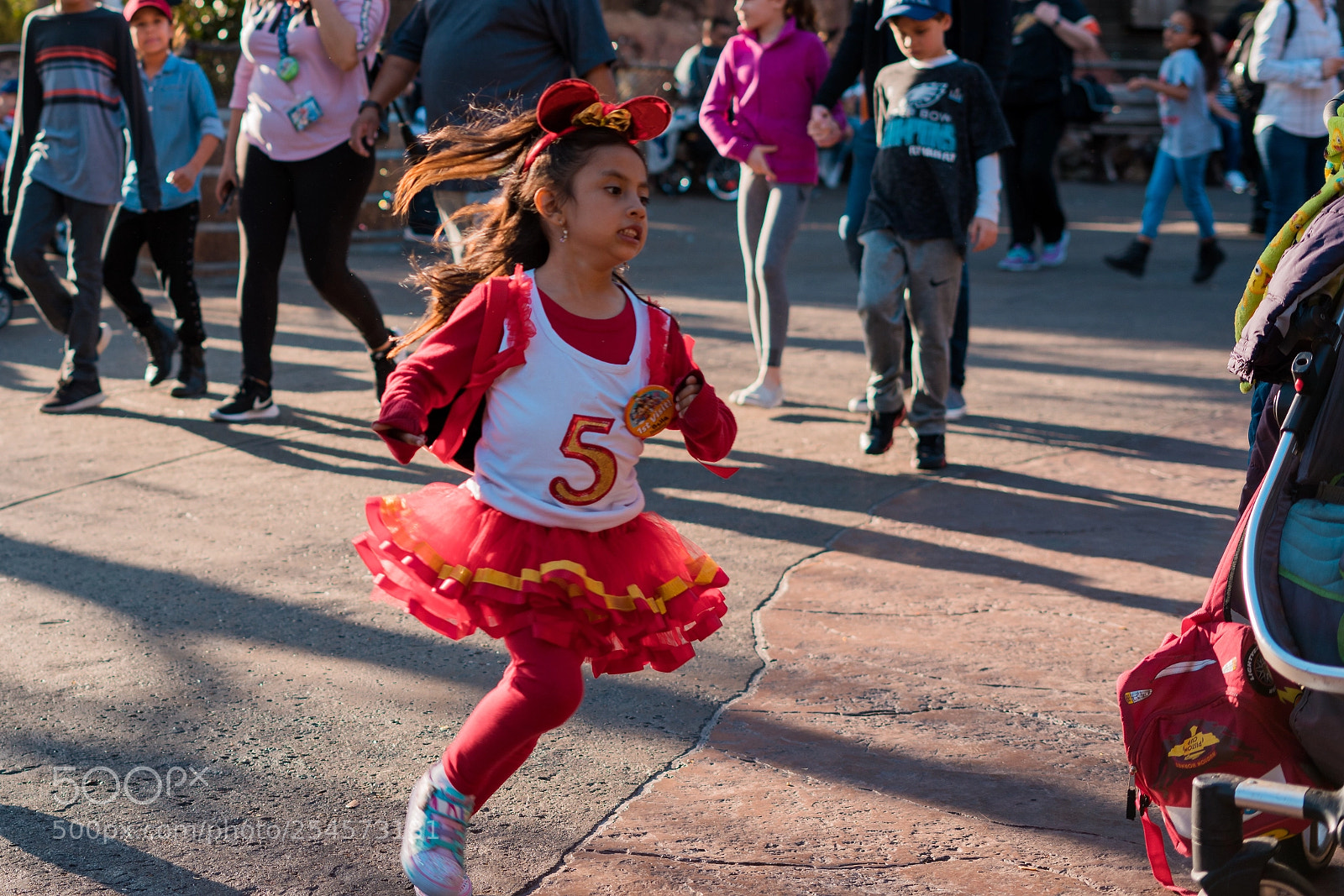Sony a7R III sample photo. People watching iv photography