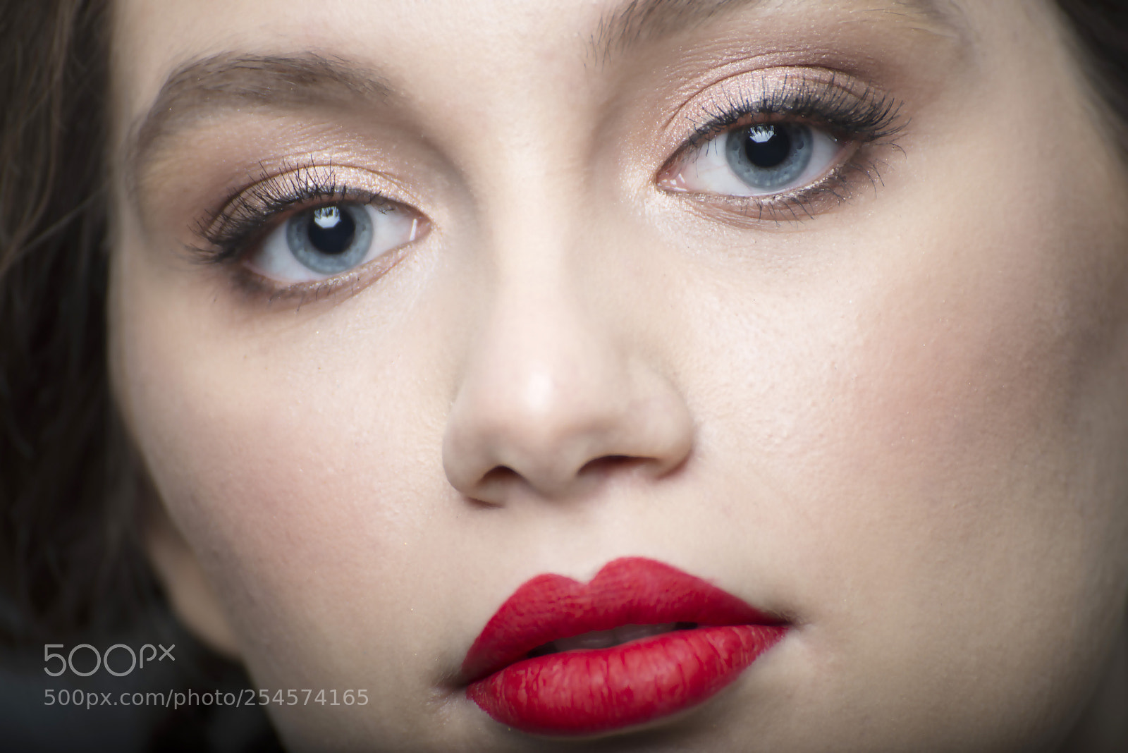 Nikon D610 sample photo. Blue & red photography