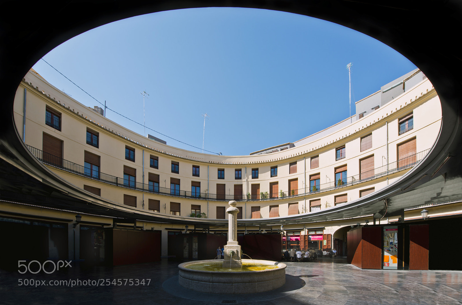 Nikon D800 sample photo. Plaça rodona valencia photography