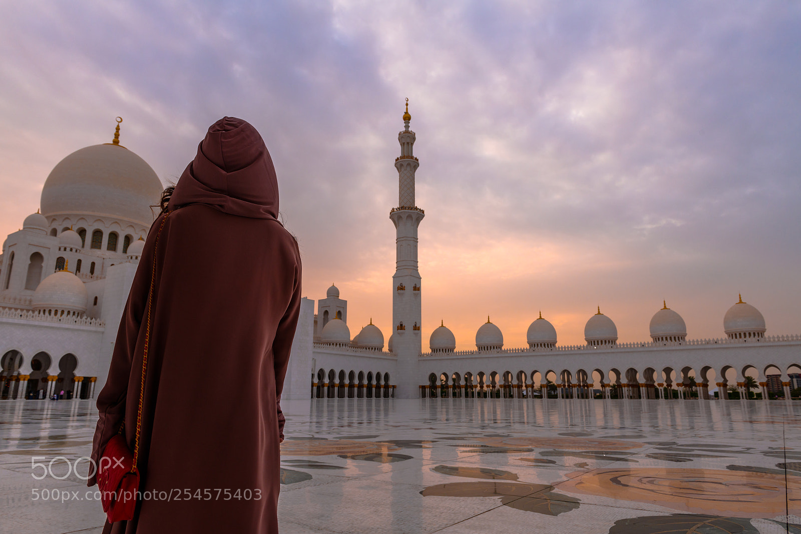 Nikon D850 sample photo. Woman in abaya grand photography