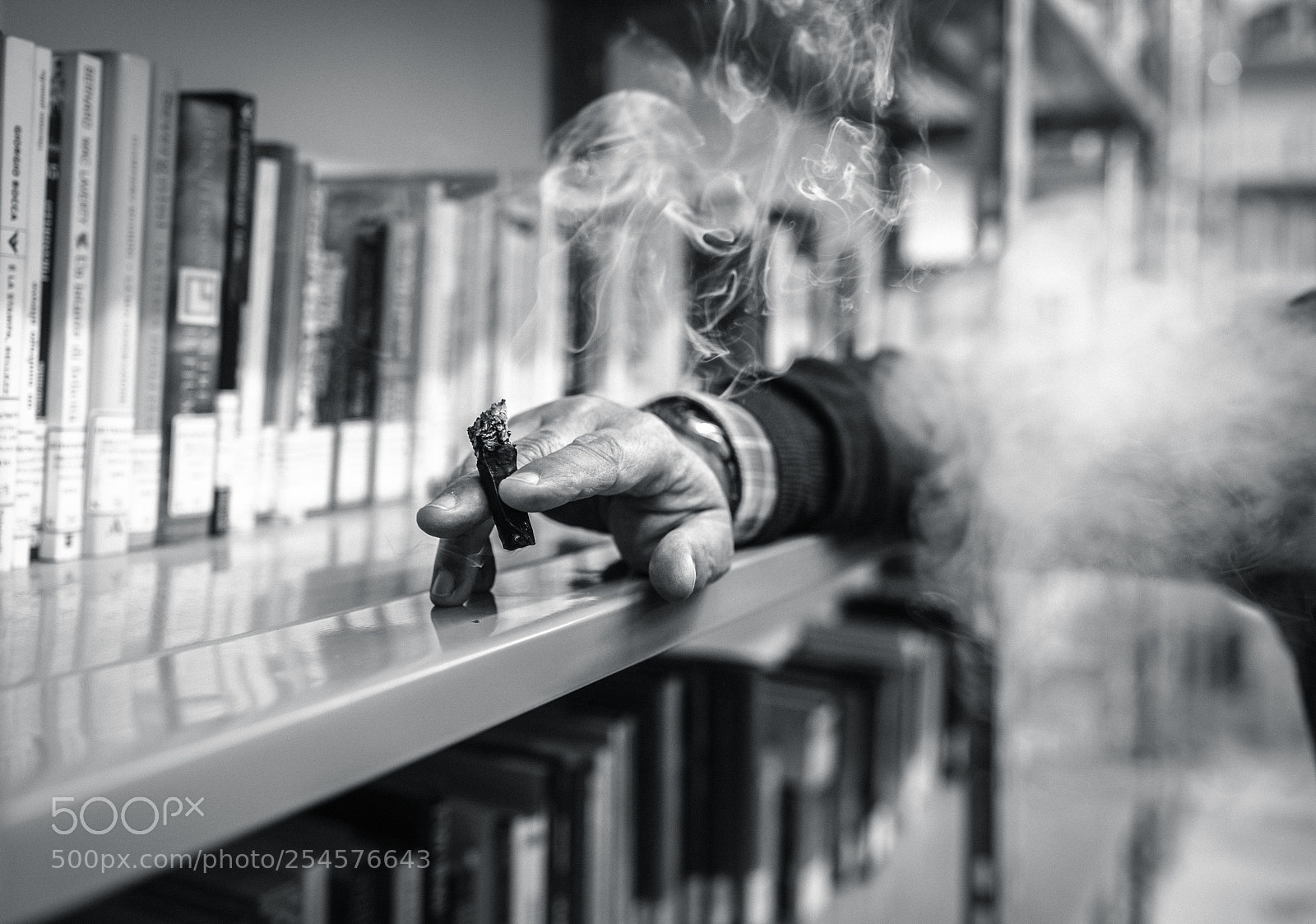 Nikon D810 sample photo. I discorsi si complicano photography